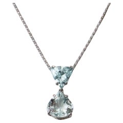 Collana con goccia in oro bianco 18 Kt con acquamarina brasiliana