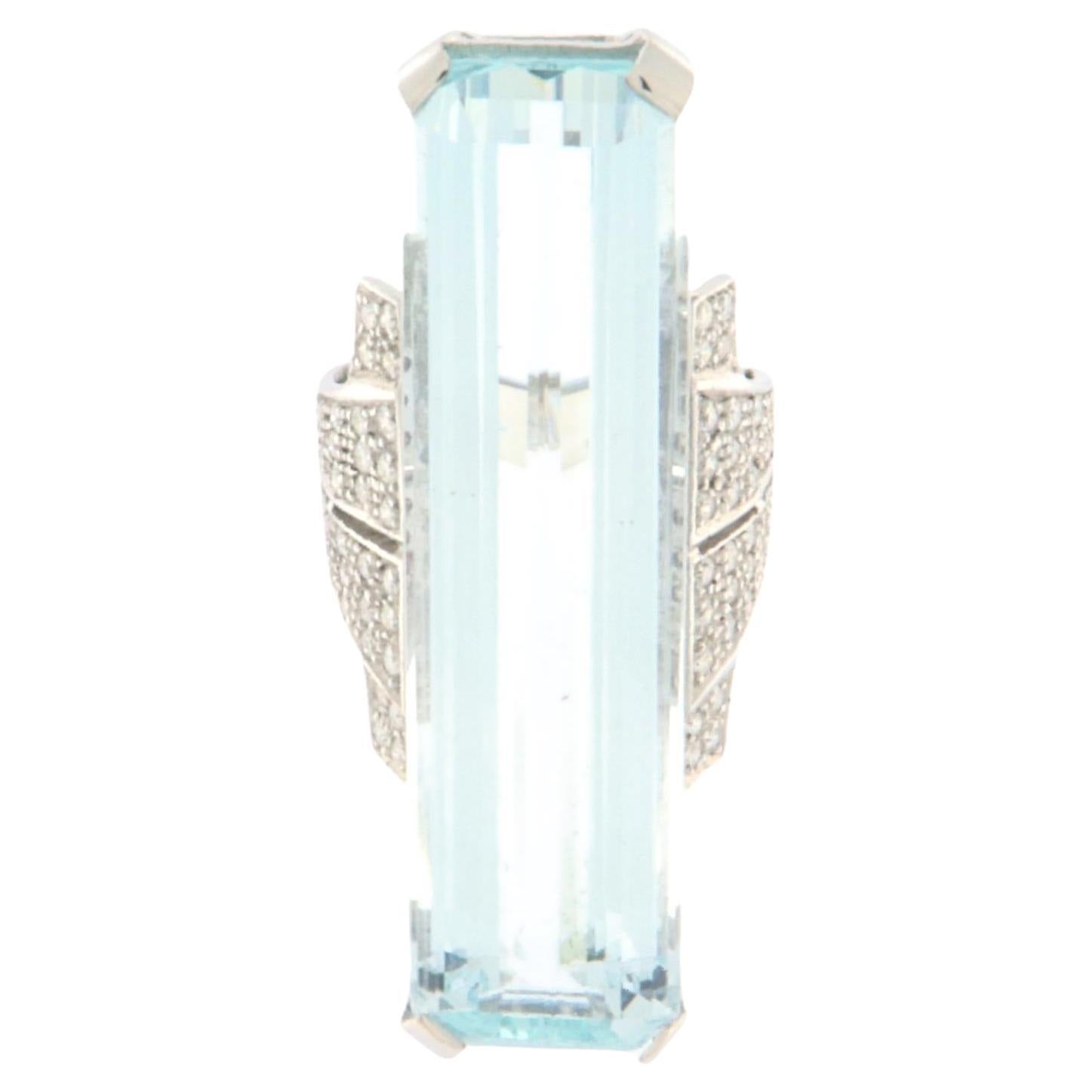 Brazilian Aquamarine Diamonds 18 Karat White Gold Cocktail Ring