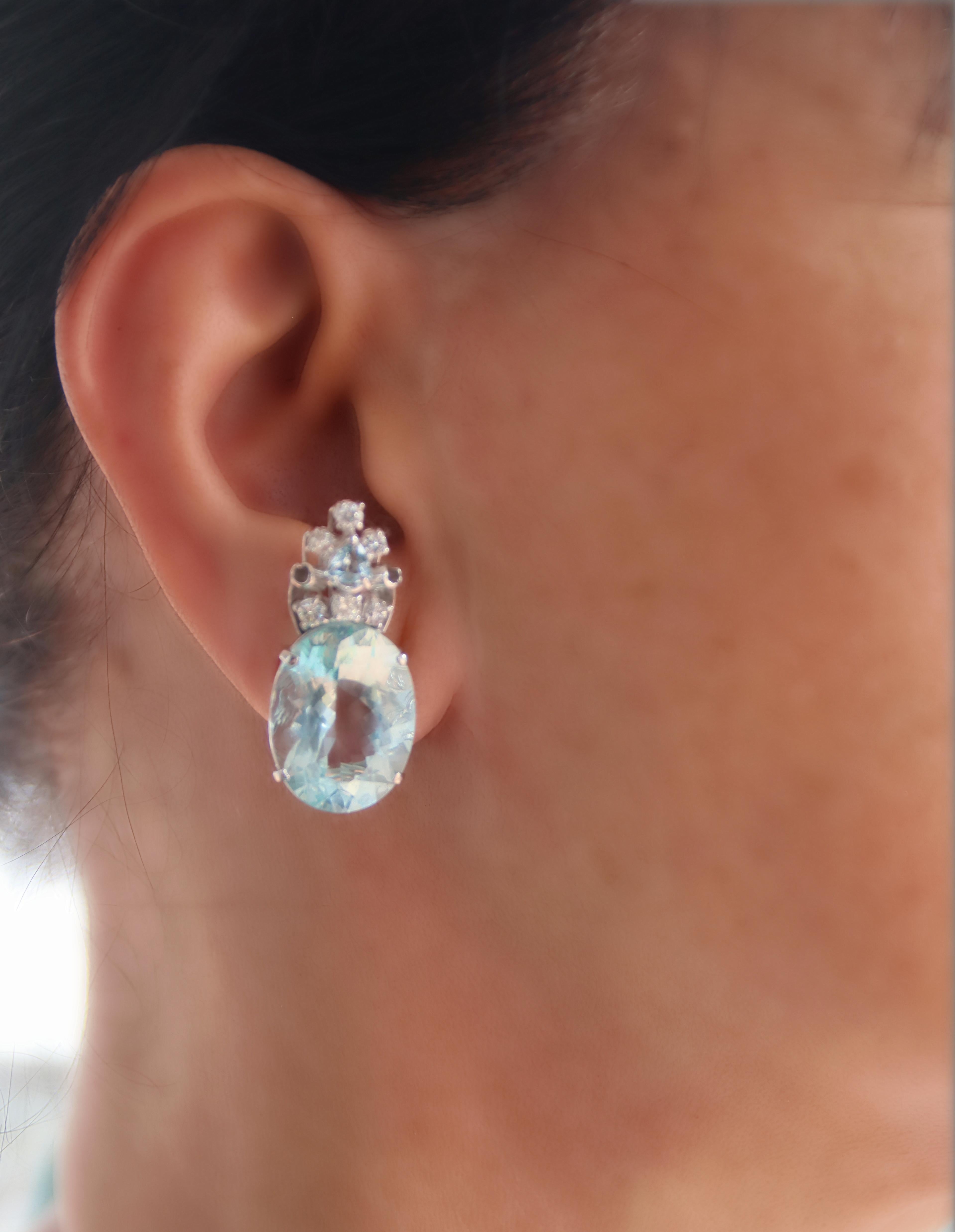 Brazilian Aquamarine Diamonds 18 Karat White Gold Stud Earrings In New Condition For Sale In Marcianise, IT