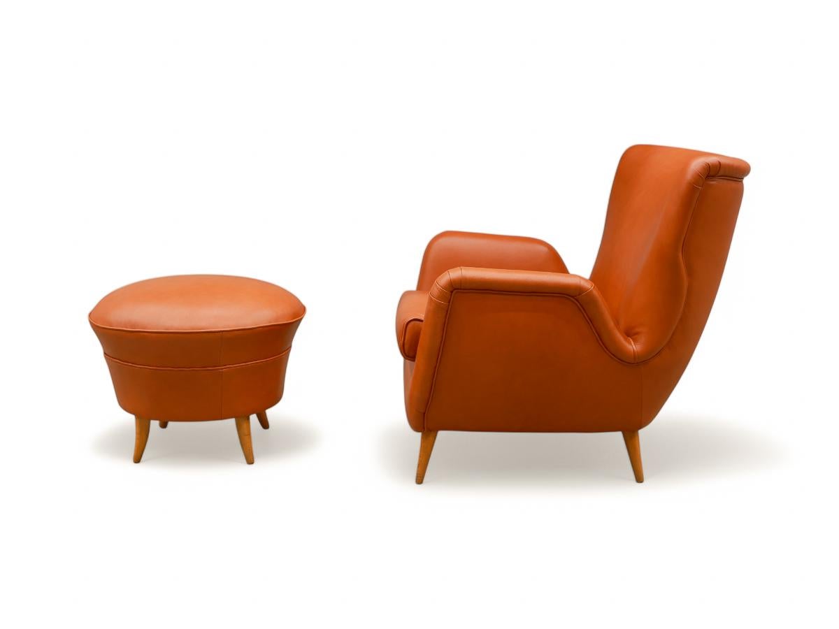 Brazilian Armchair with Ottoman in Hardwood and Leather, Carlo Hauner, c. 1950s For Sale 1
