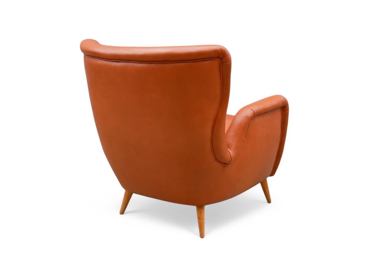Brazilian Armchair with Ottoman in Hardwood and Leather, Carlo Hauner, c. 1950s In Good Condition For Sale In New York, NY