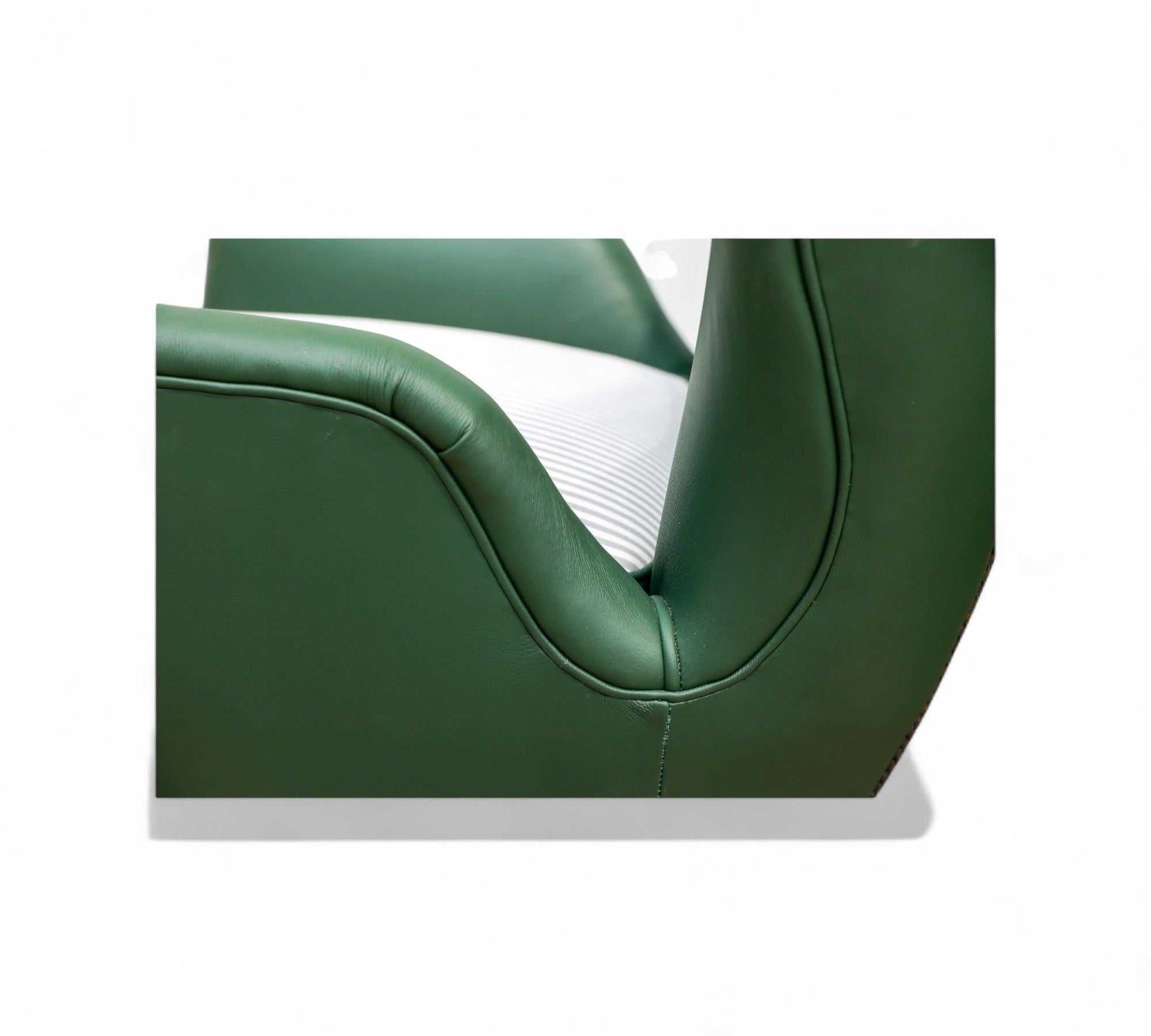 Brazilian Armchairs & Pouf in Hardwood, Leather and Fabric, Carlo Hauner 1950s For Sale 9