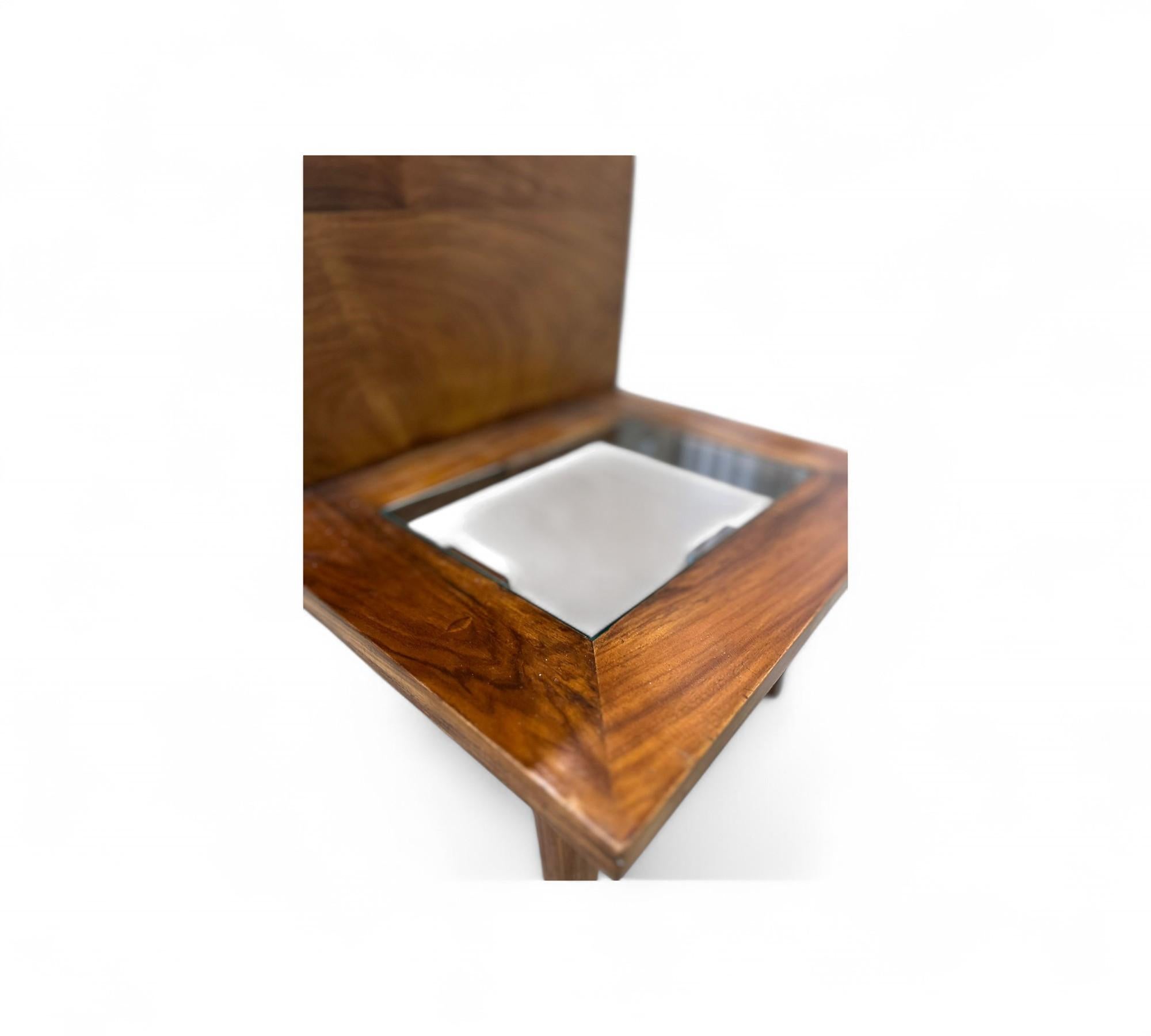 XX secolo Bar brasiliano con tavolino in legno duro e vetro di Branco & Preto, anni '50 ca. in vendita