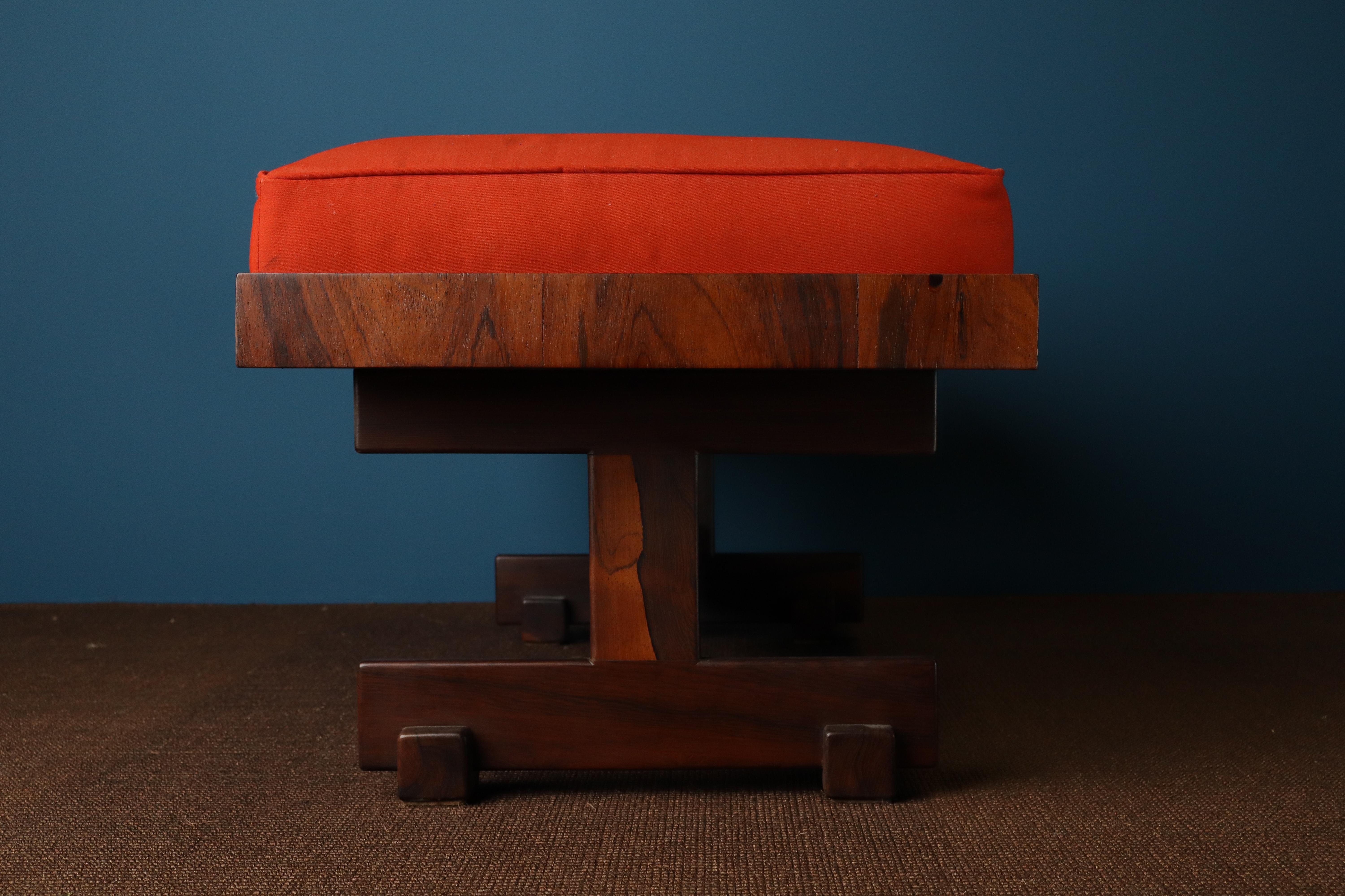 Brazilian Bench in Rosewood by FAI (Fatima Arquitectura de Interiores), 1960s In Good Condition For Sale In Knokke-Heist, BE
