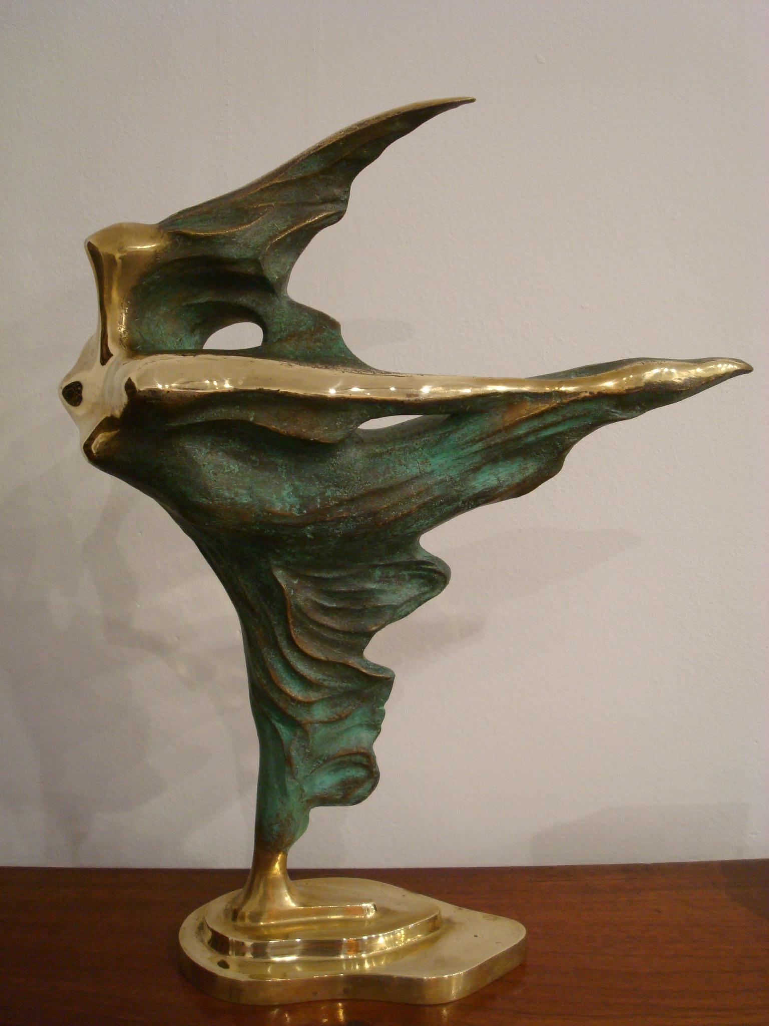 Brazilian / Italian  Bronze Dancing Woman Sculpture by Domenico Calabrone, 1970s In Good Condition In Buenos Aires, Olivos