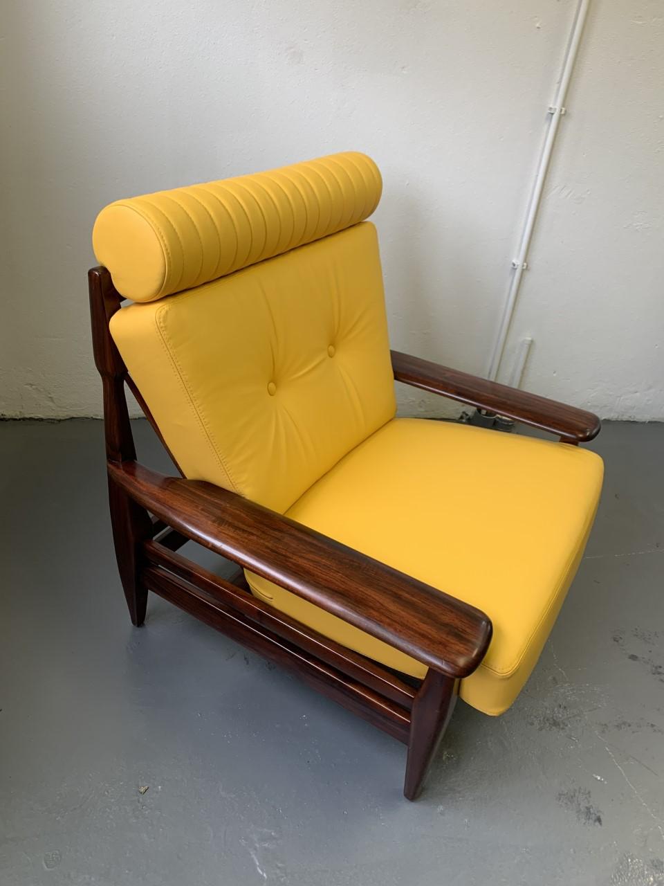 Brazilian Brutalist Rosewood and Leather Lounge Chair by Jean Gillon For Sale 3