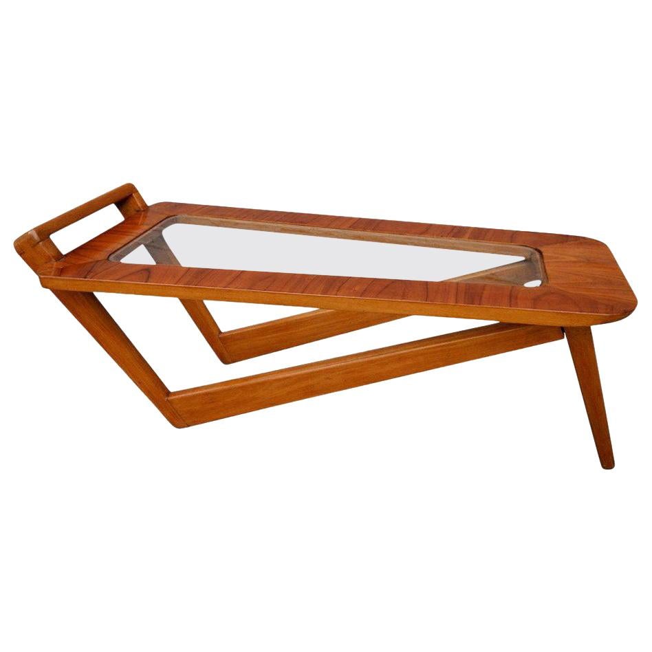 Table basse rectangulaire en bois de caviuna brésilien des années 1960 avec plateau en verre