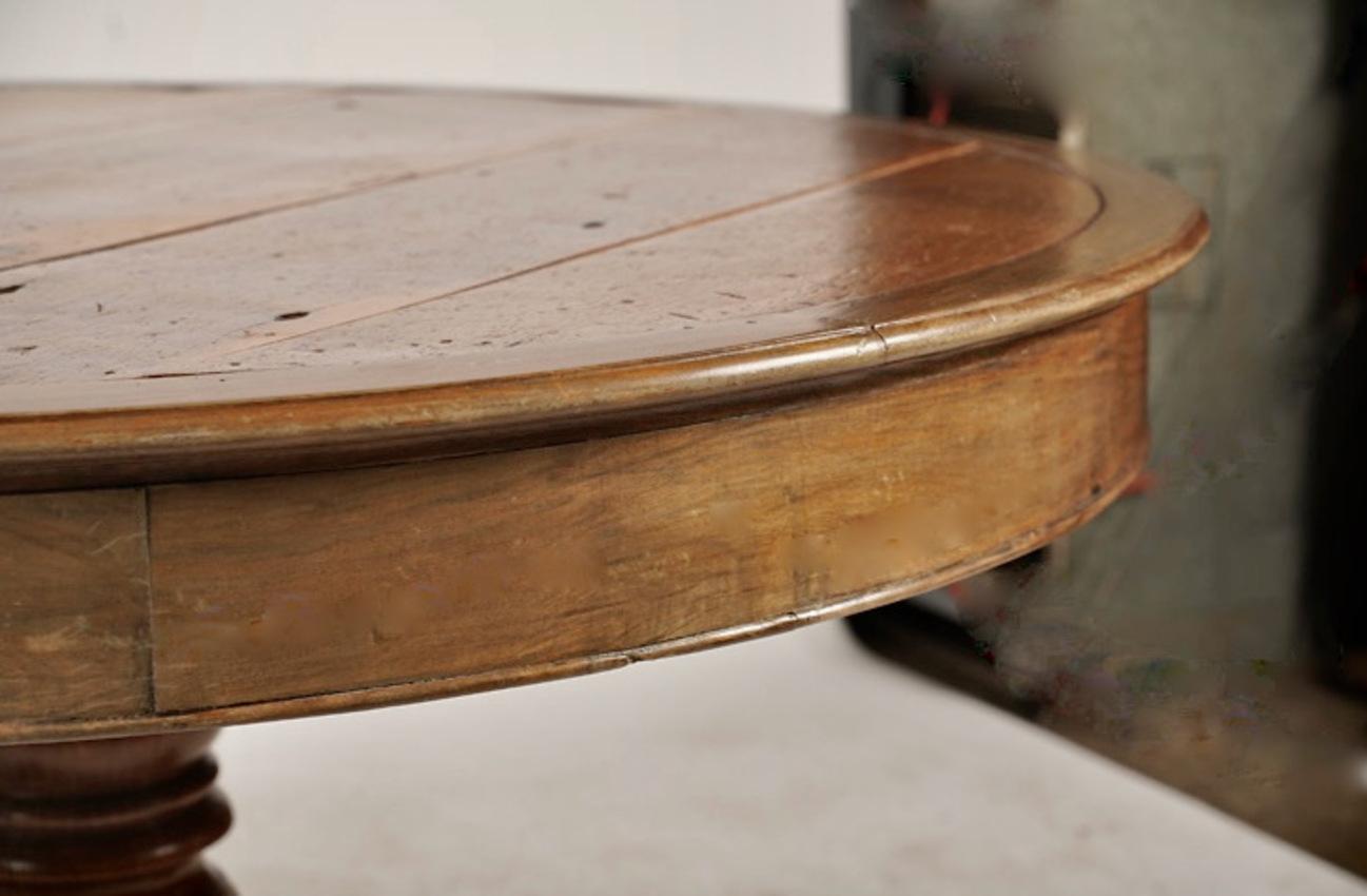 Brazilian Center or Dining Table, 19th Century In Good Condition For Sale In Pasadena, CA