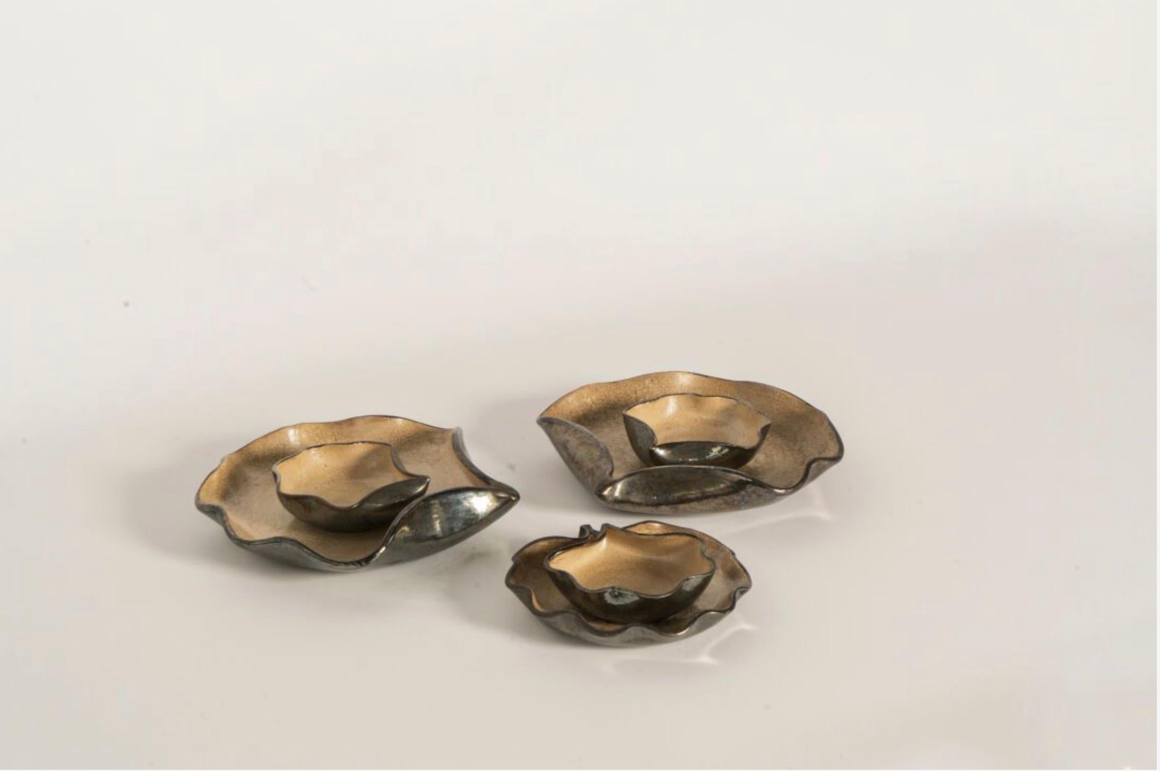 Hand-Crafted Brazilian Ceramics: Arte Forma. Set of 6 enamelled ceramic trays For Sale