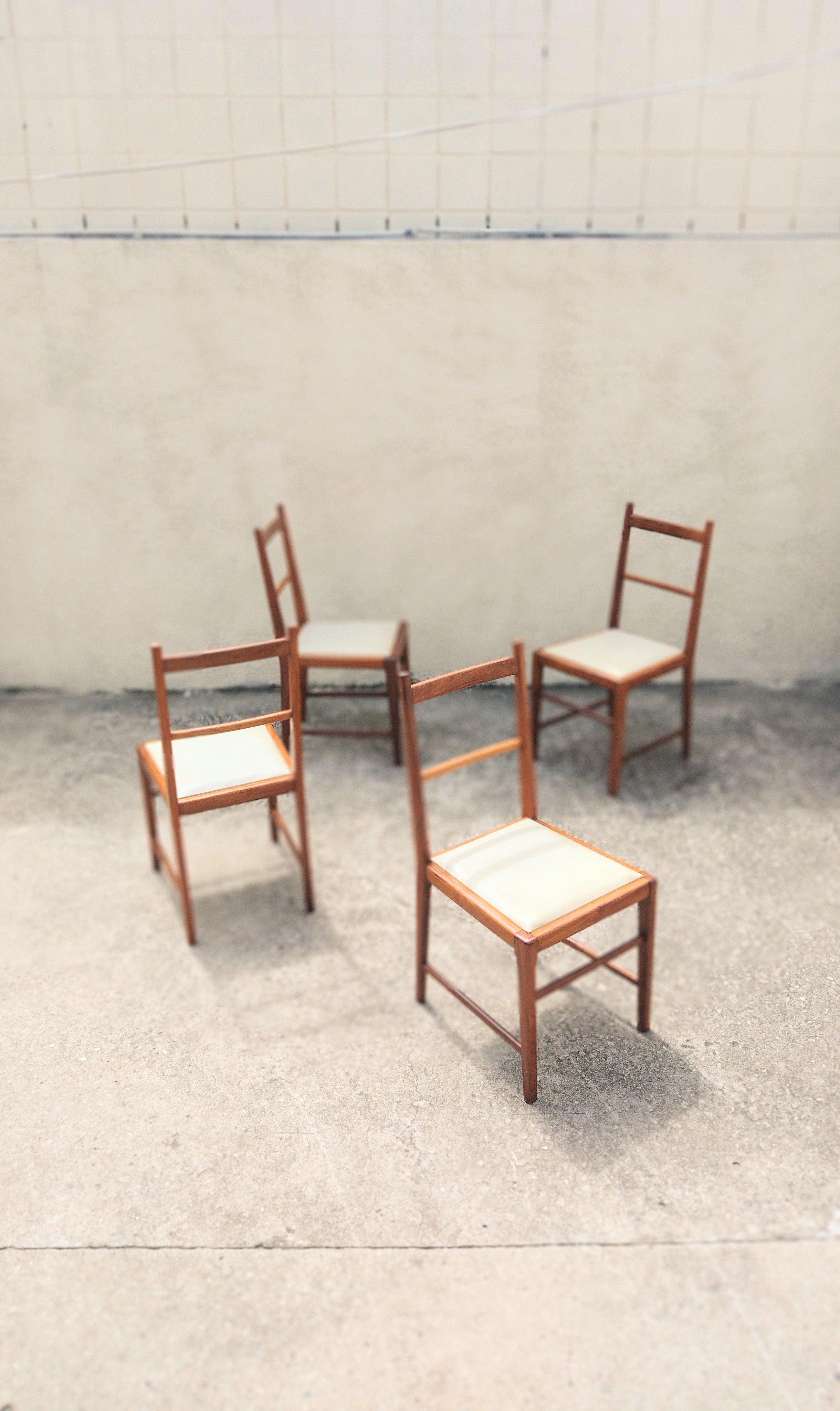 Brazilian Chairs 60s in Solid Caviúna Wood and Courvin, Set of 4 For Sale 14