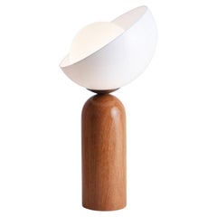 Lampe à poser contemporaine brésilienne en acrylique et Wood Wood - medium