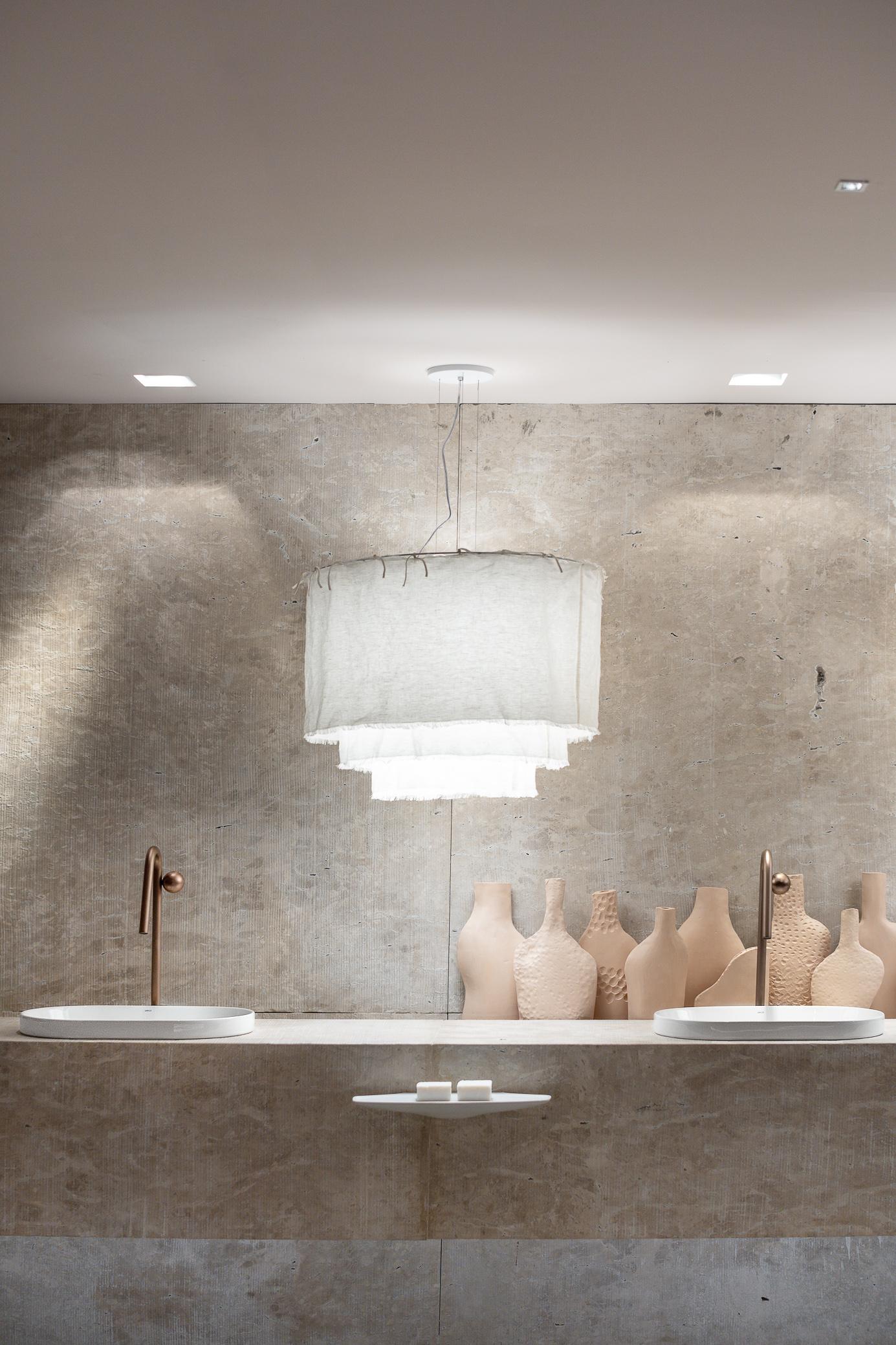 Brazilian contemporary minimalist prewashed linen pendant - medium In New Condition For Sale In Sao Paulo, Sao Paulo