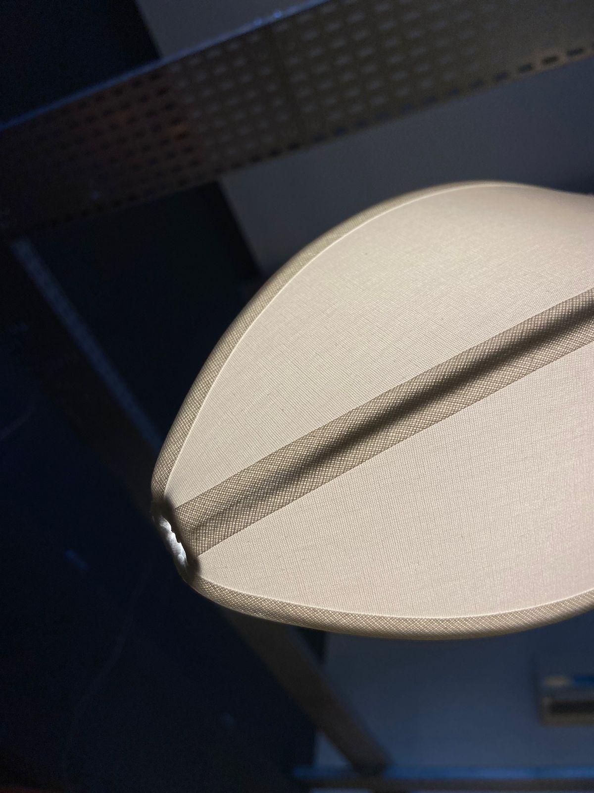 Brasilianische zeitgenössische skulpturale Pendelleuchte aus Messing - Max im Angebot 5