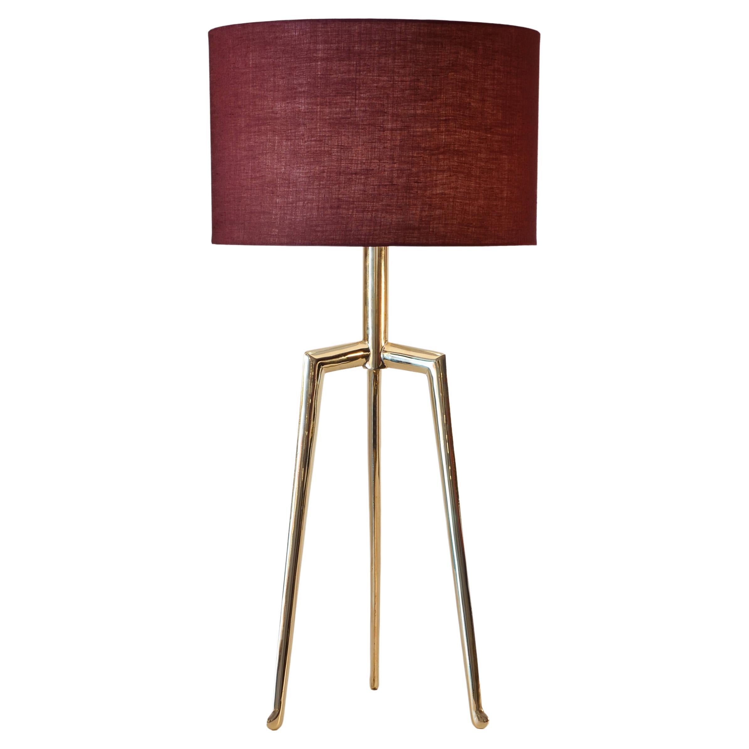 Brazilian contemporary table lamp made of cast bronze For Sale