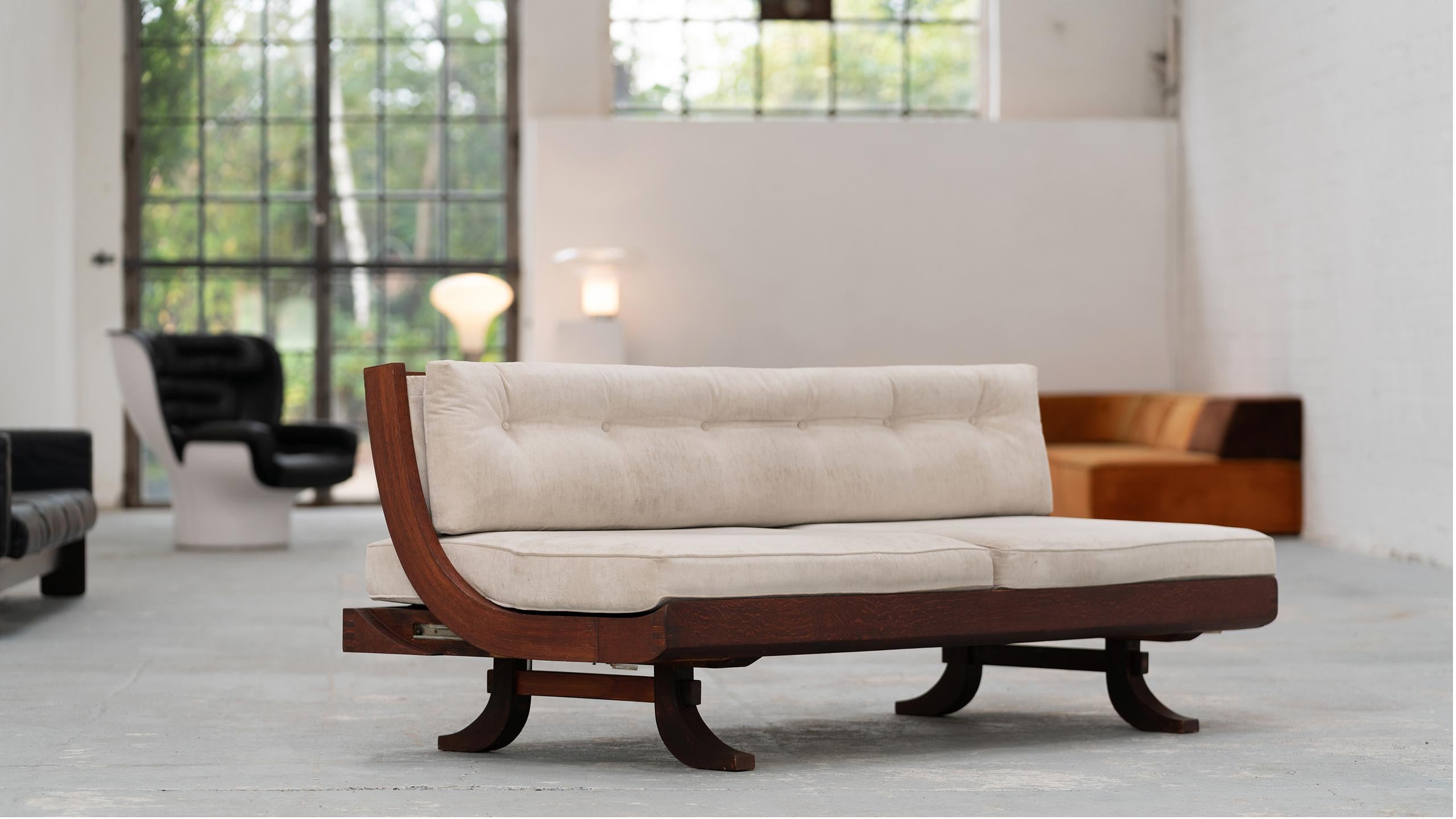 Brazilian Daybed & Sofa, 1966, Sophisticated Wood Details, Lounge & Relax 7