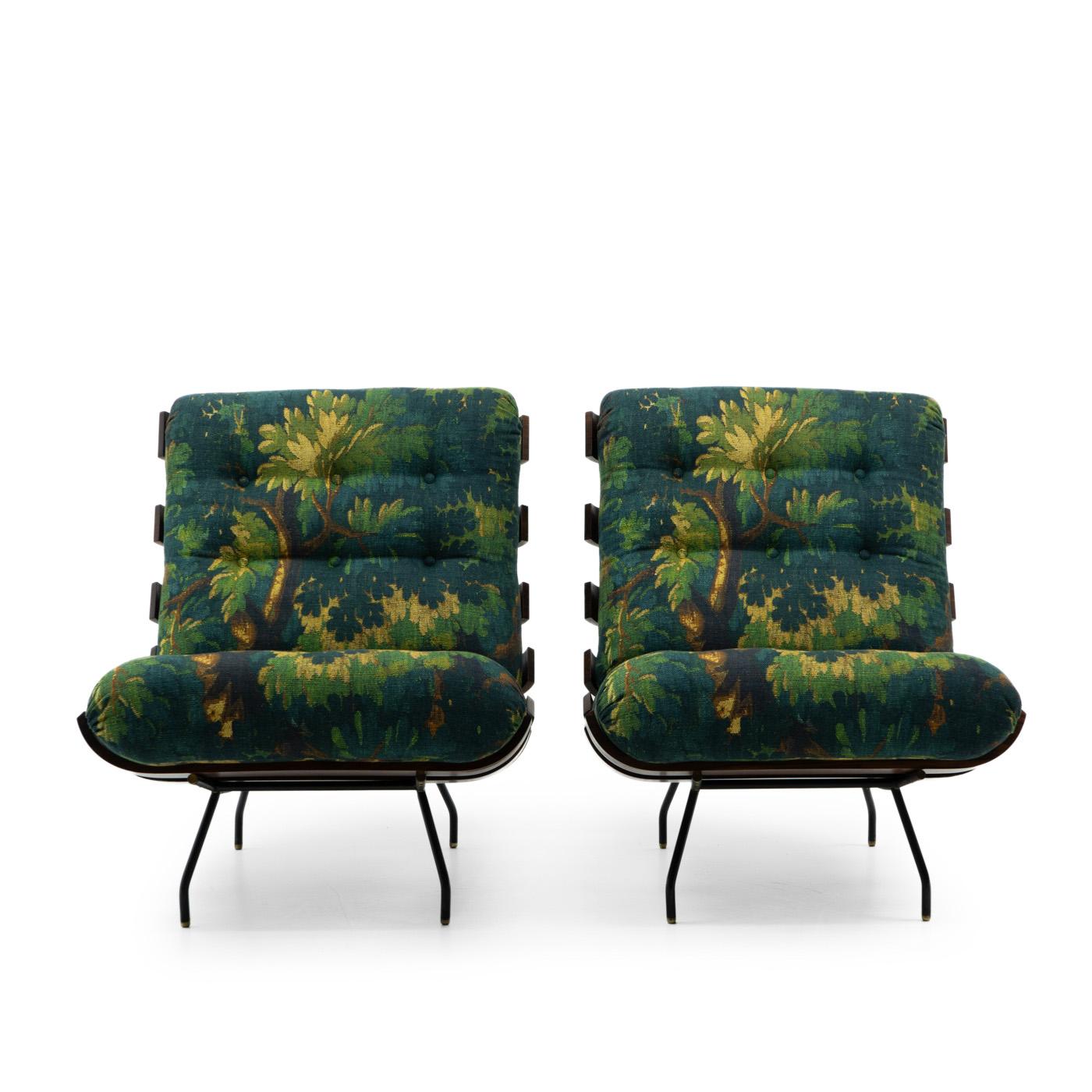 The Costela (Rib) chairs and sofas by Carlo Hauner and Martin Eisler became an instant success after their introduction in the Brazilian market, and it wasn’t for long that production was partly moved to Europe to meet the growing demand there.

The