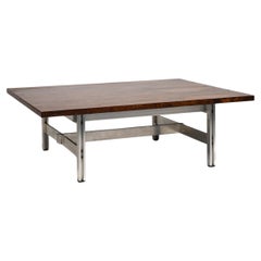 Brasilianisches Design. Liceu de Arte e Oficios. Couchtisch, Holz und Metall, um 1960