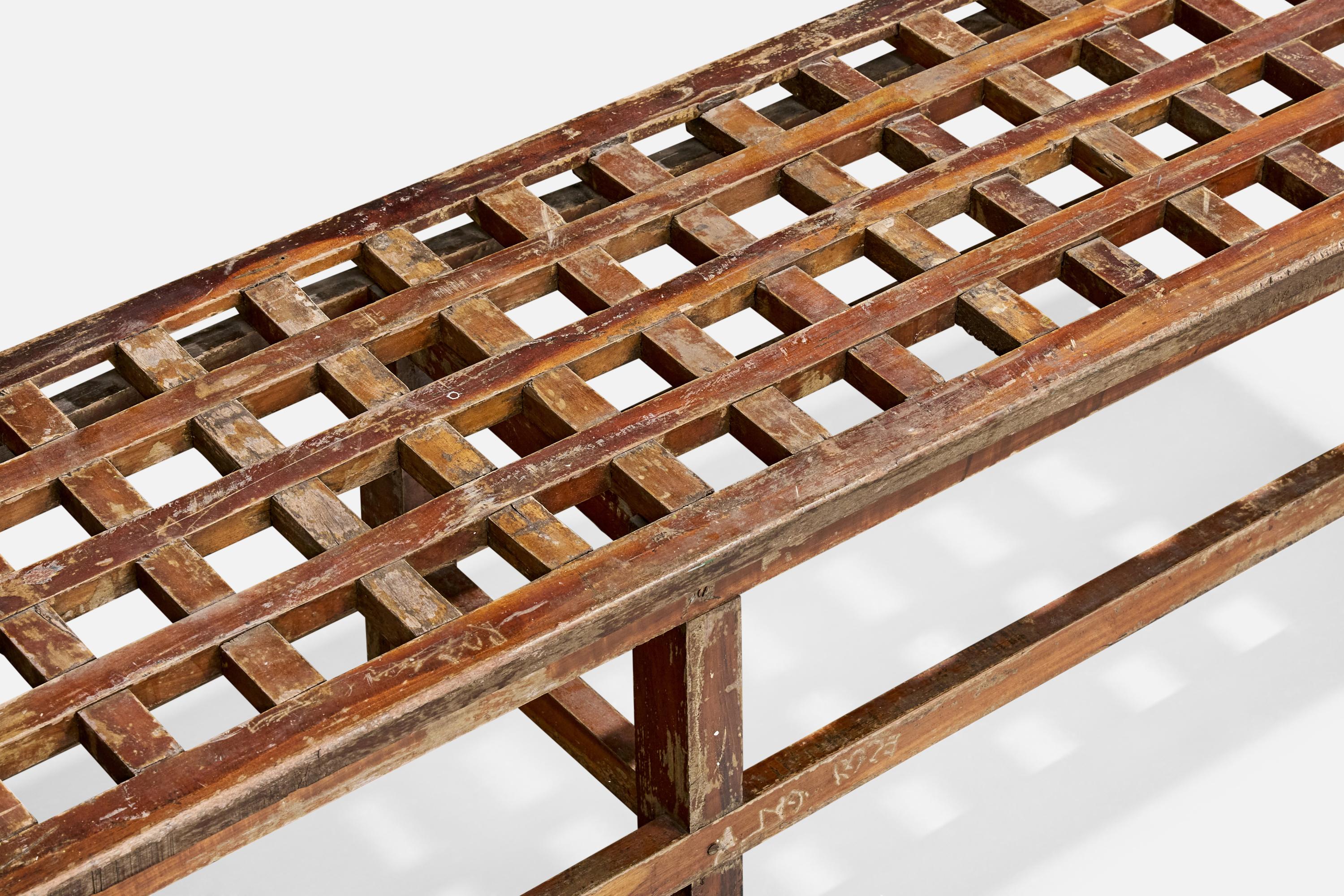 Milieu du XXe siècle Designer brésilien, banc, Wood Wood, Brésil, années 1940 en vente