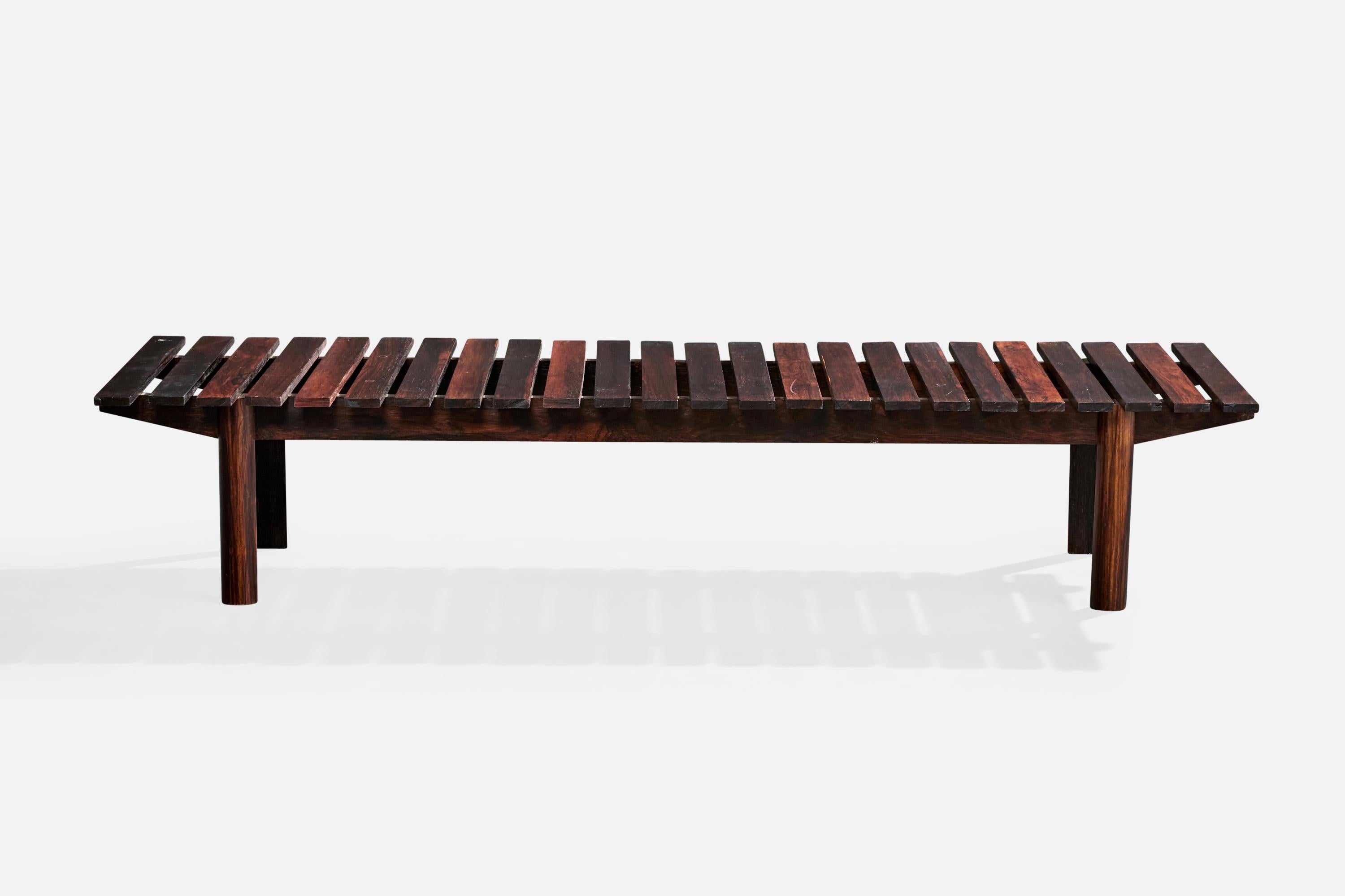 Mid-Century Modern Designer brésilien, banc, Wood Wood, Brésil, années 1950 en vente