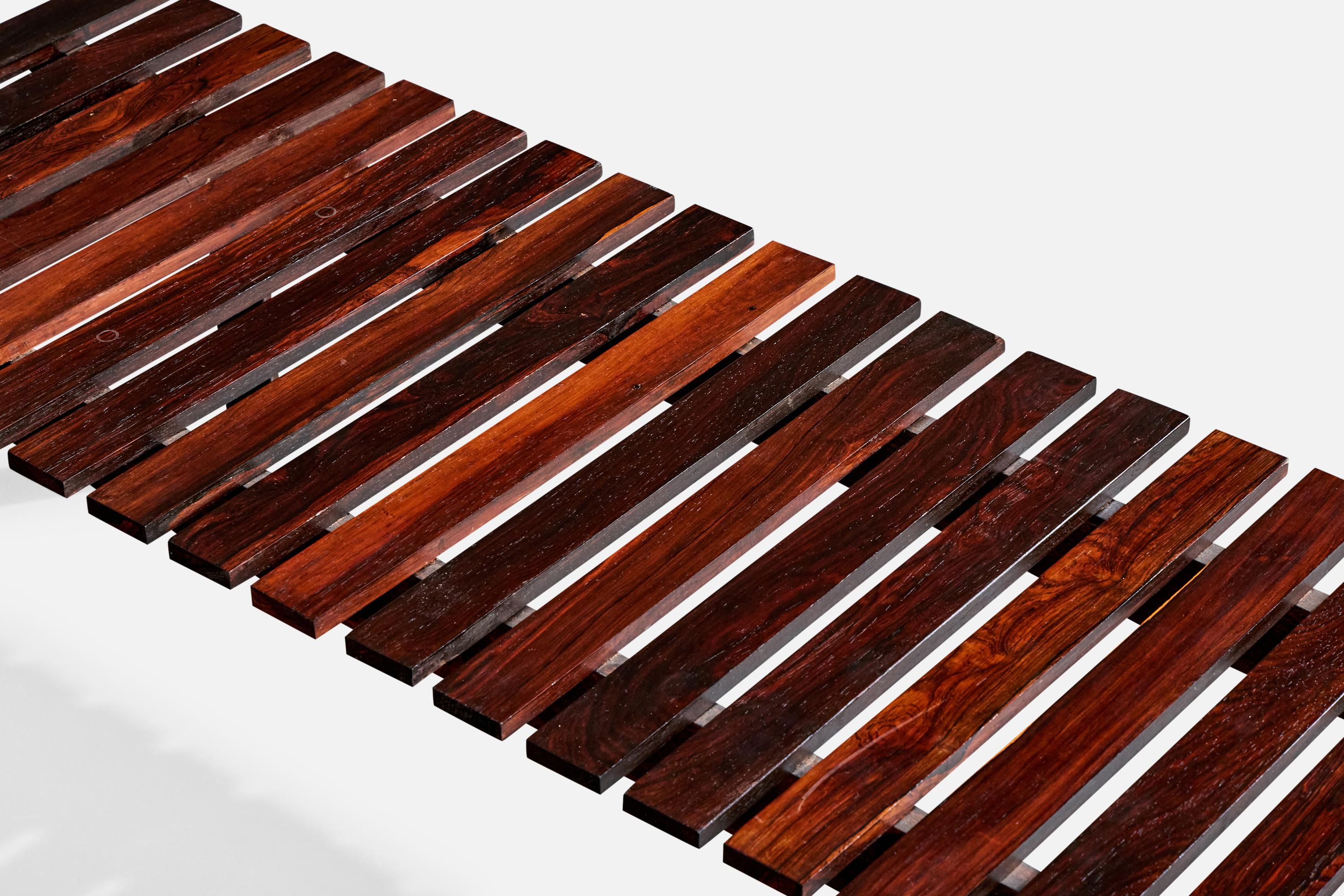 Milieu du XXe siècle Designer brésilien, banc, Wood Wood, Brésil, années 1950 en vente