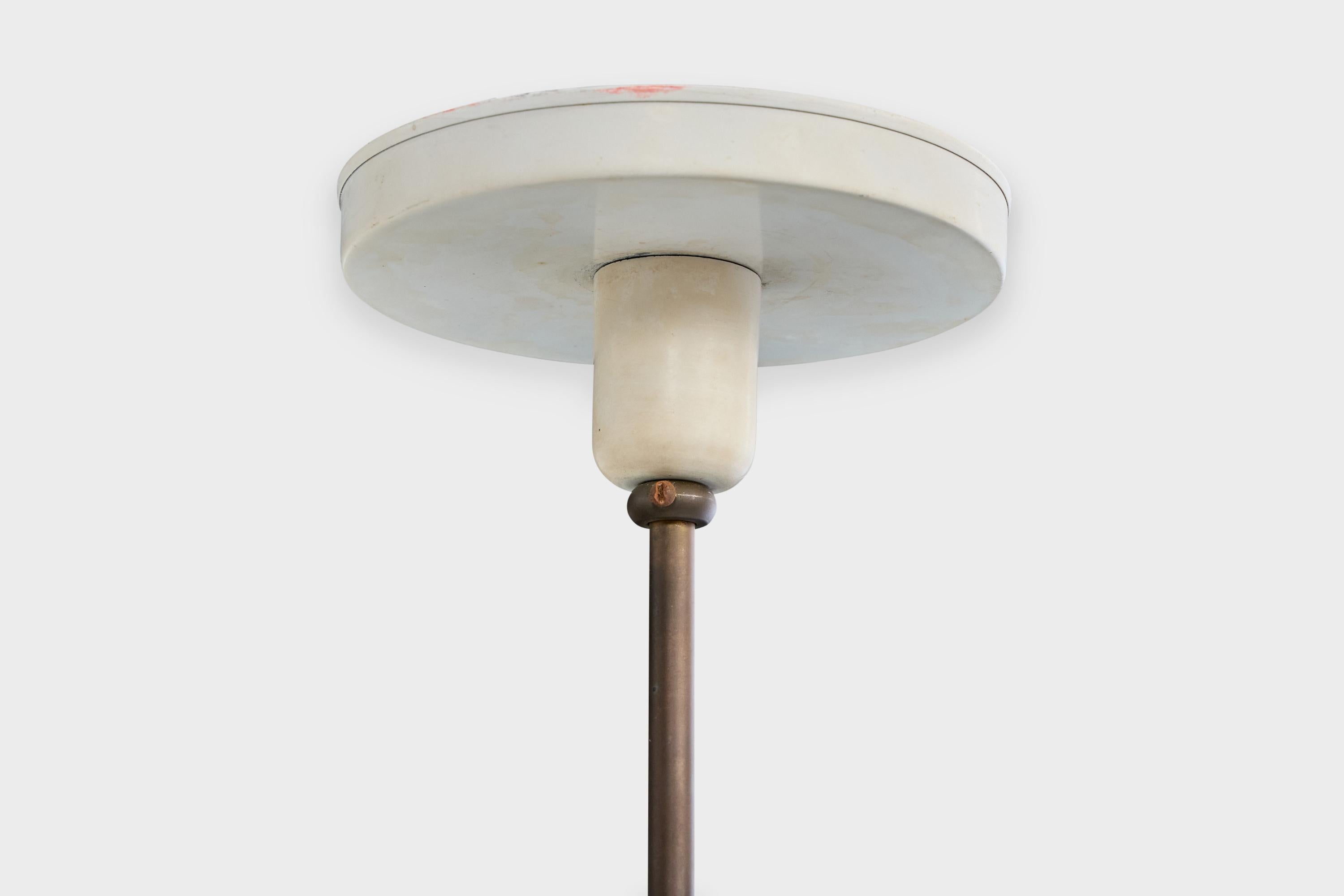 Designer brésilien, lustre, laiton, métal, verre, Brésil, années 1950 en vente 2