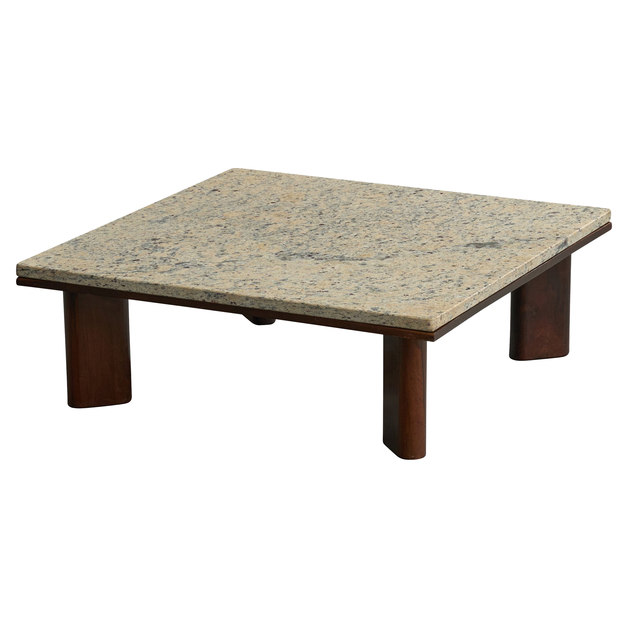 Designer brésilien, table basse, marbre, Wood, Brésil, années 1960 en vente