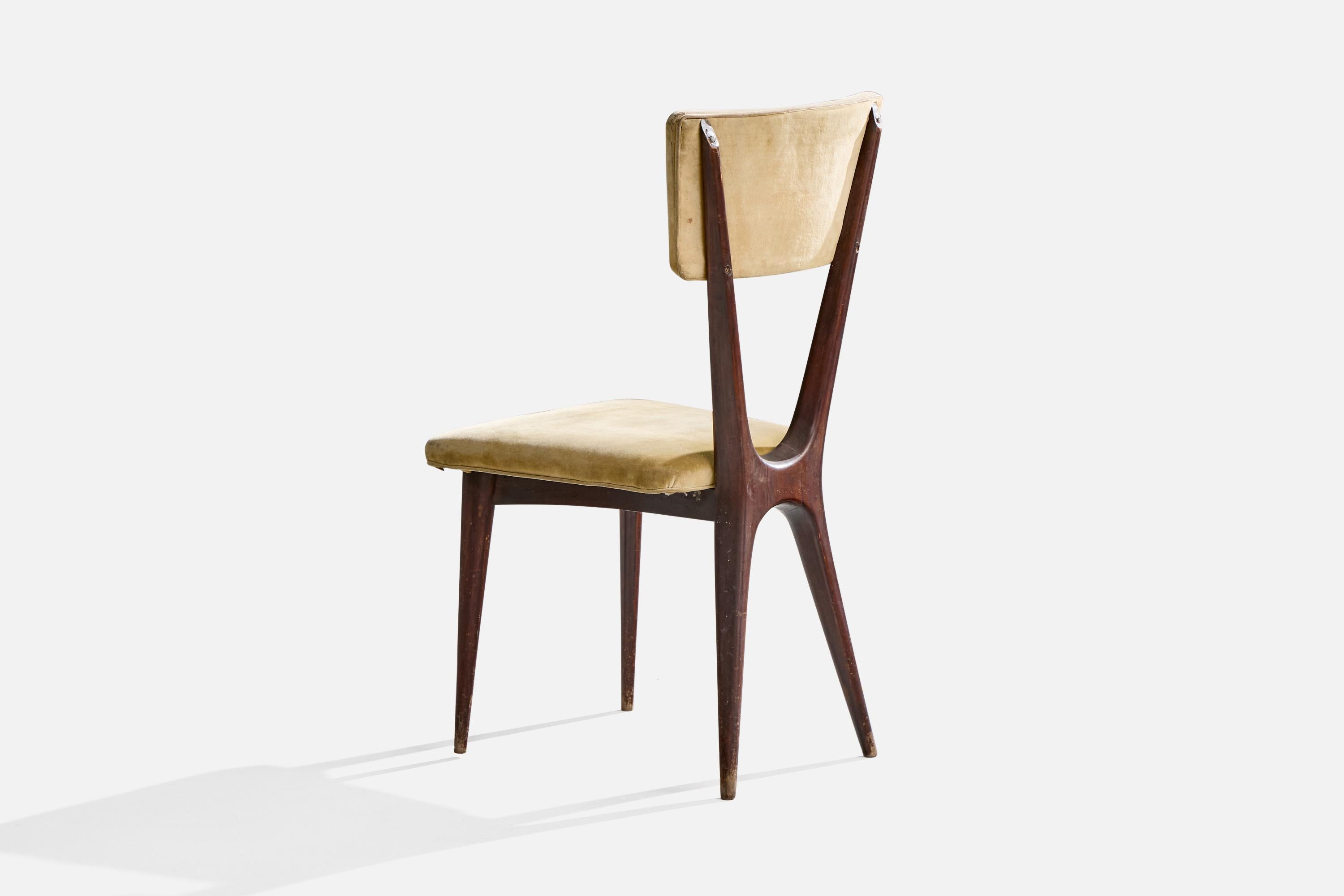 Brazilian Designer, Dining Chairs, Wood, Velvet, Brazil, 1950s For Sale 2