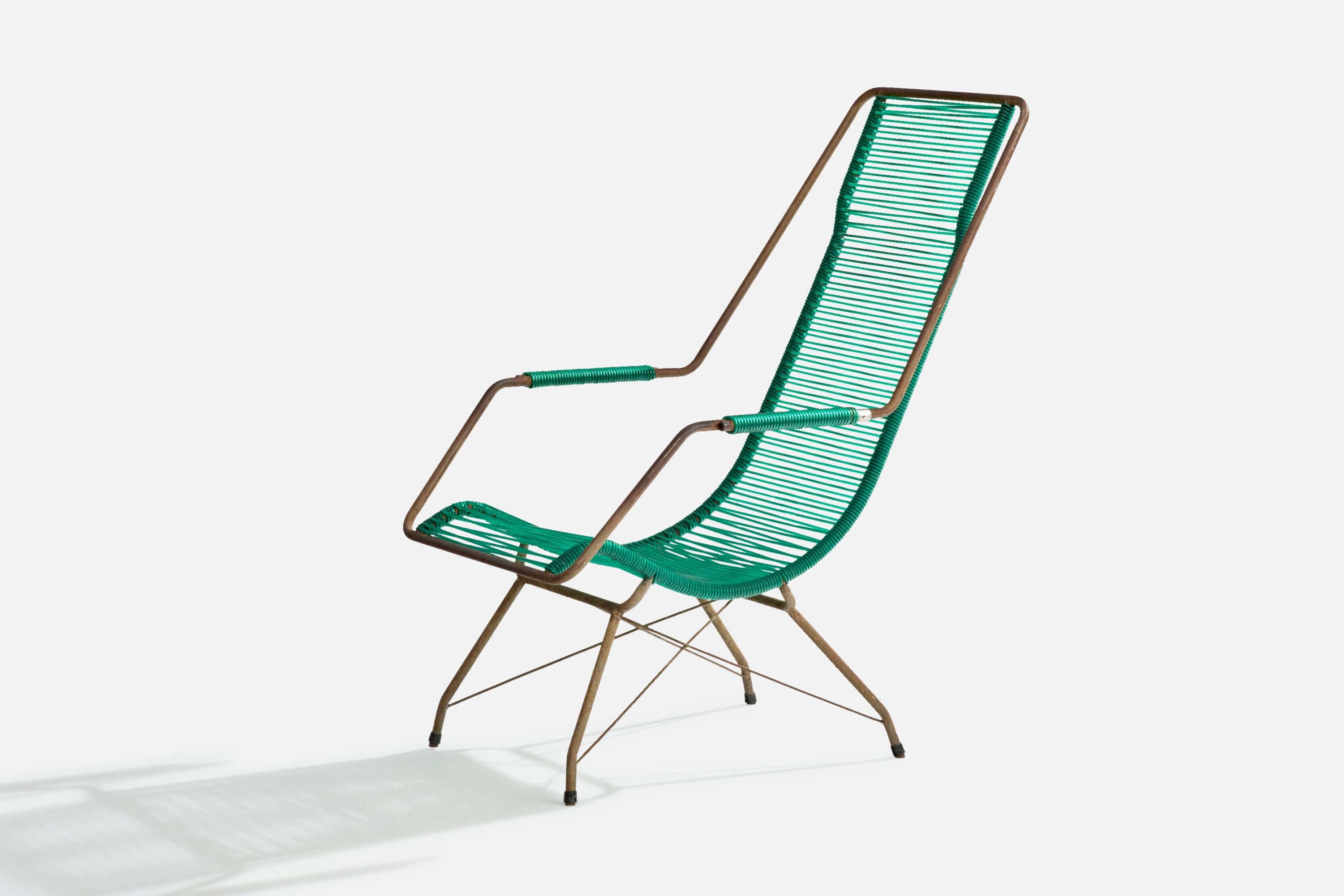 Brazilian Designer, Garden Lounge Chair, Iron, Plastic, Brazil, 1960s In Good Condition For Sale In High Point, NC