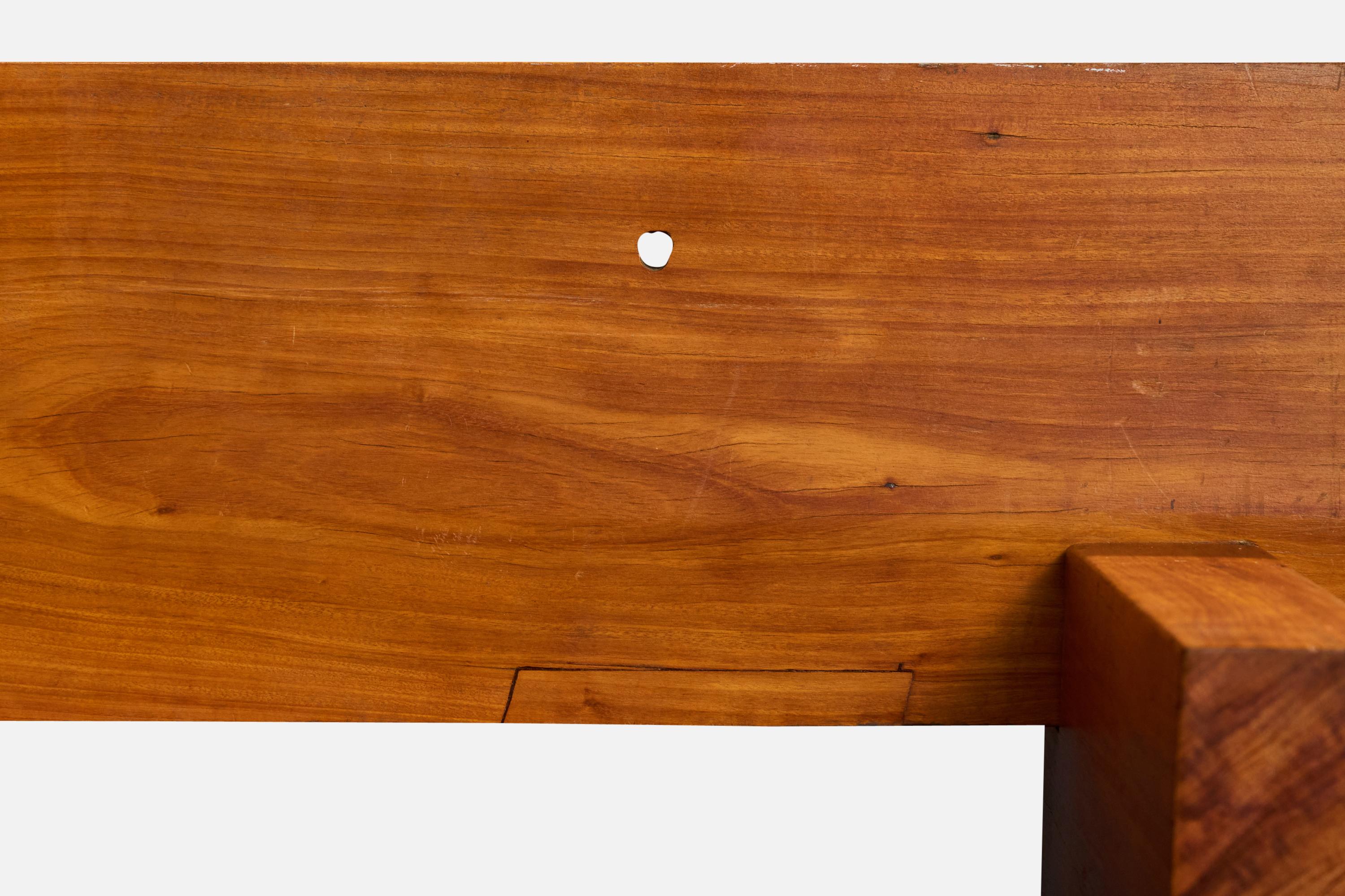 Diseñador brasileño, Banco grande, Madera de ipê, Brasil, Años 70 en venta 6