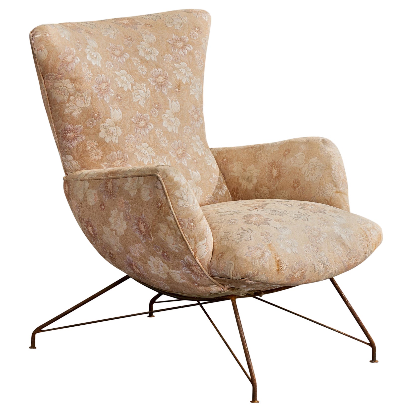 Chaise longue de designer brésilien, fer, tissu, Brésil, années 1950 en vente