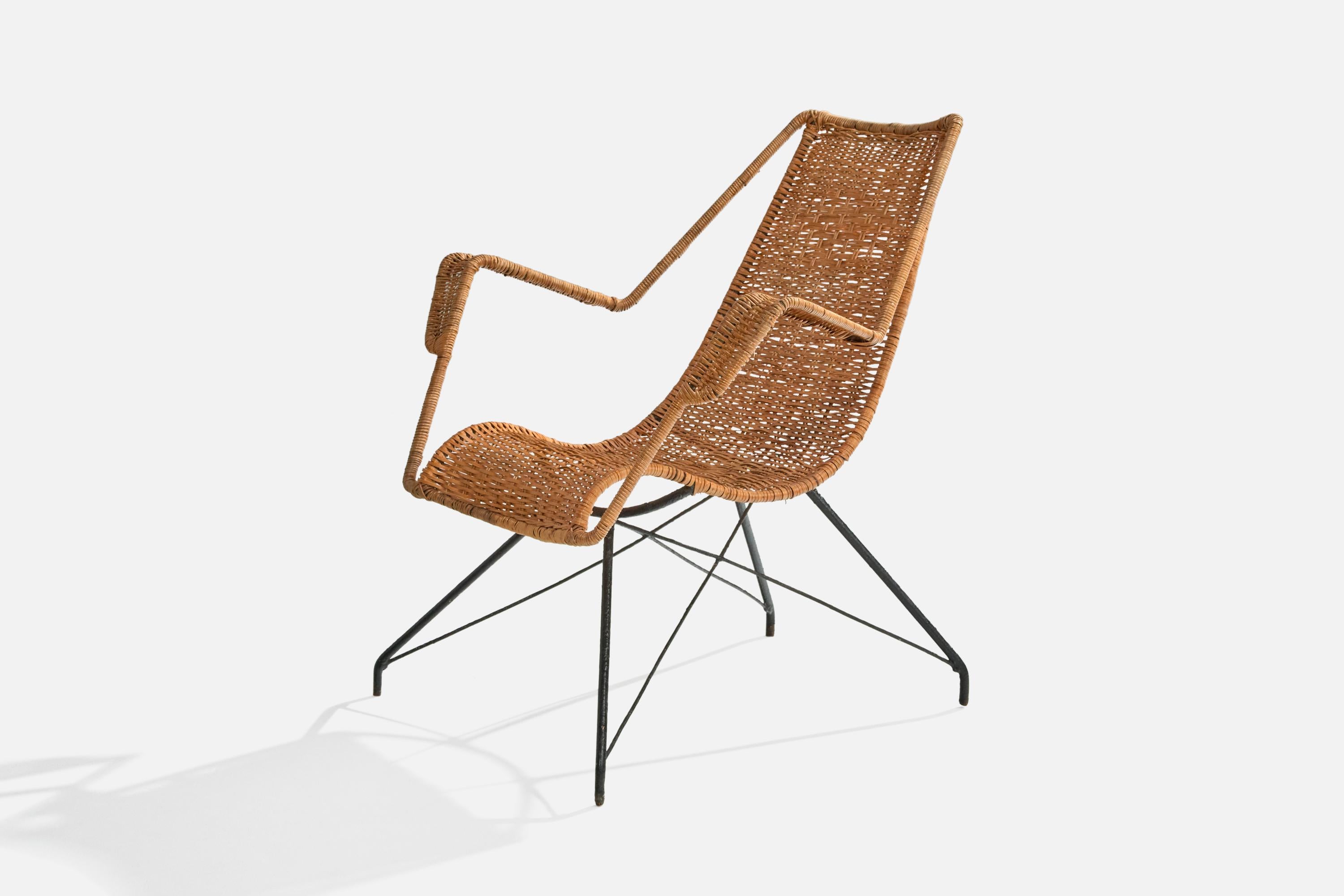 Brazilian Designer, Lounge Chair, Iron, Rattan, Brazil, 1950s In Good Condition For Sale In High Point, NC