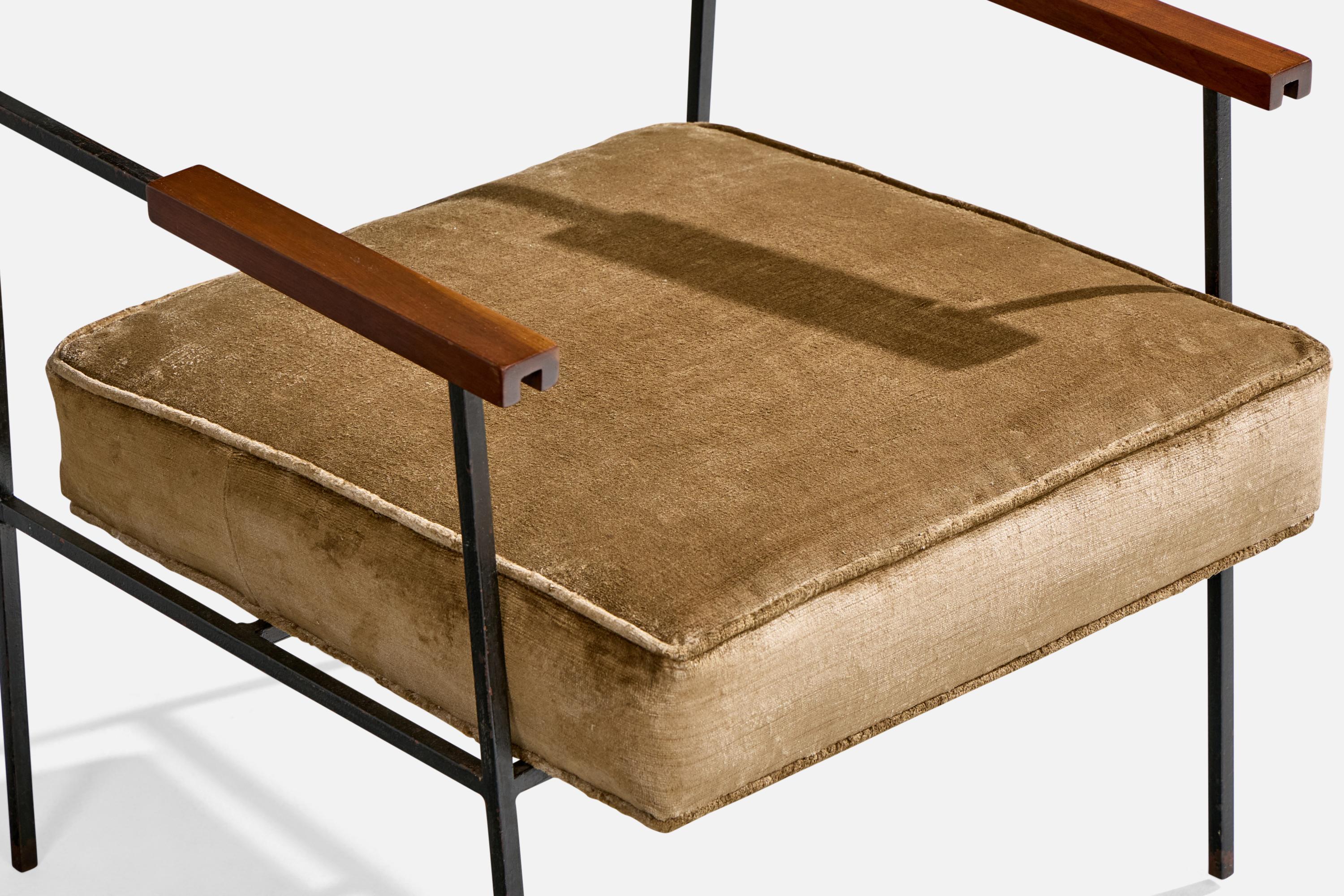 Designer brasiliano, sedia da salotto, ferro, legno, velluto, Brasile, anni '50 in vendita 3