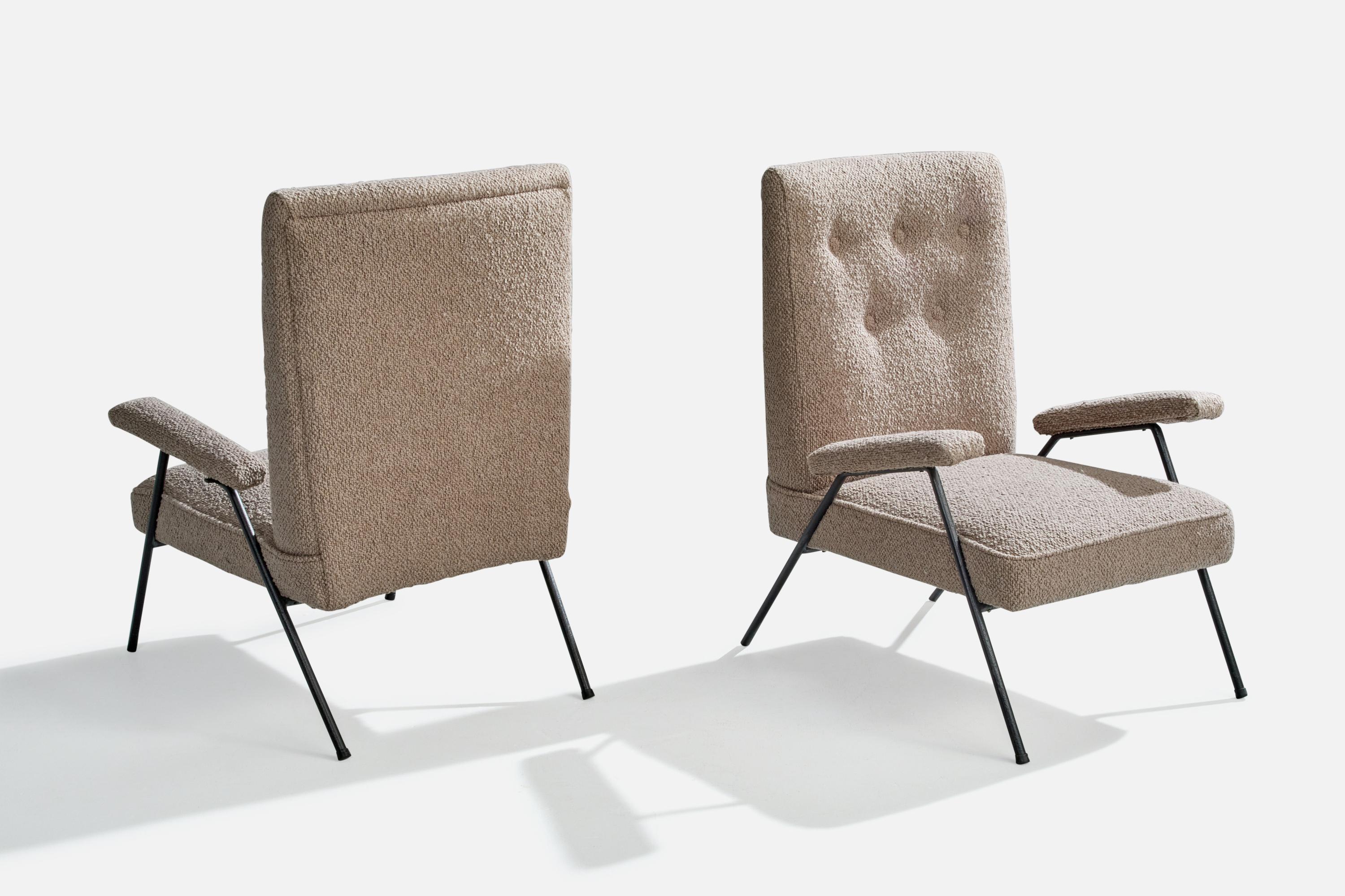 Brazilian Designer, Lounge Chairs, Iron, Fabric, Brazil, 1950s In Good Condition For Sale In High Point, NC