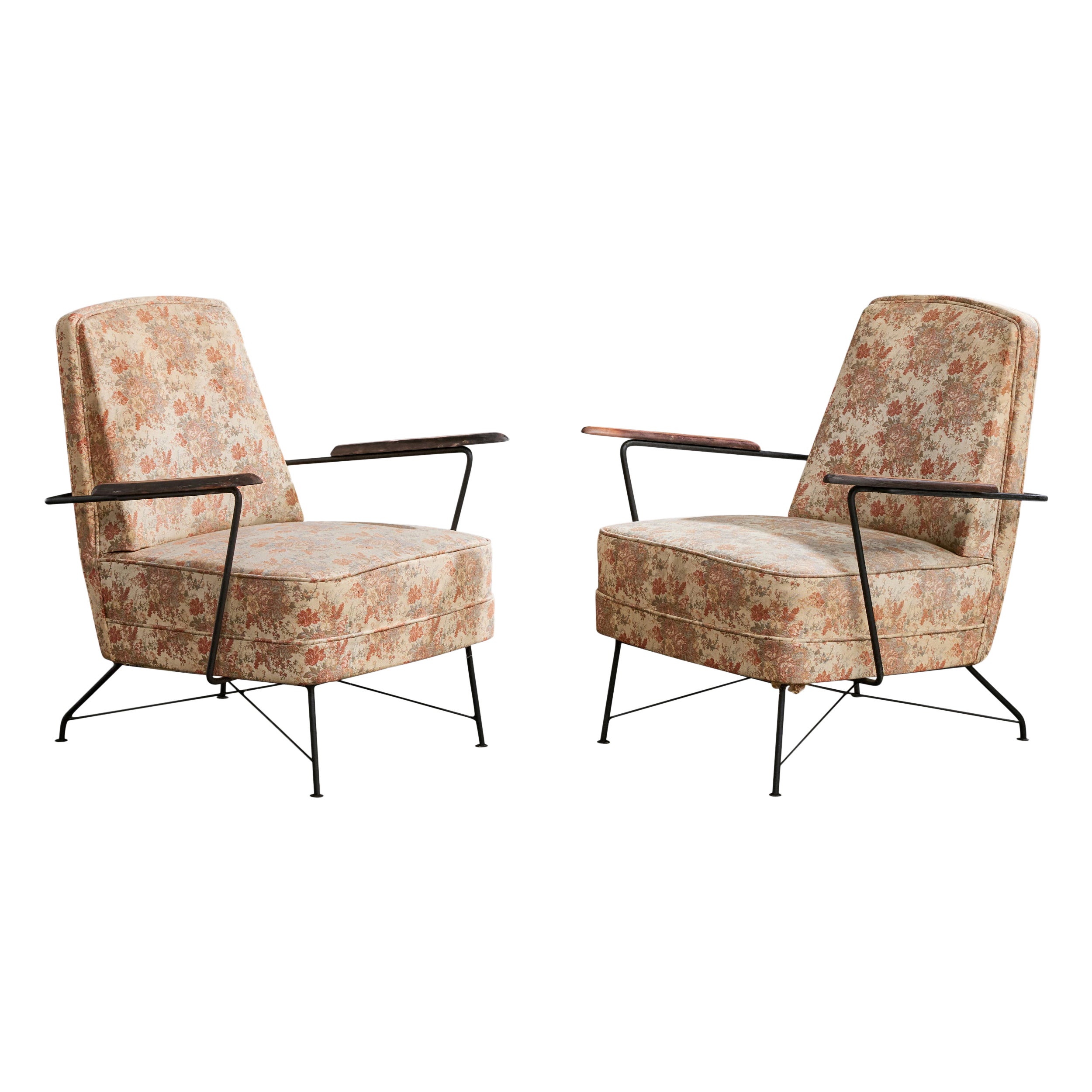 Chaises longues de designer brésilien, fer, Wood Wood, tissu, Brésil, années 1960