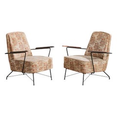 Chaises longues de designer brésilien, fer, Wood Wood, tissu, Brésil, années 1960