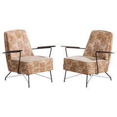 Chaises longues de designer brésilien, fer, Wood Wood, tissu, Brésil, années 1960