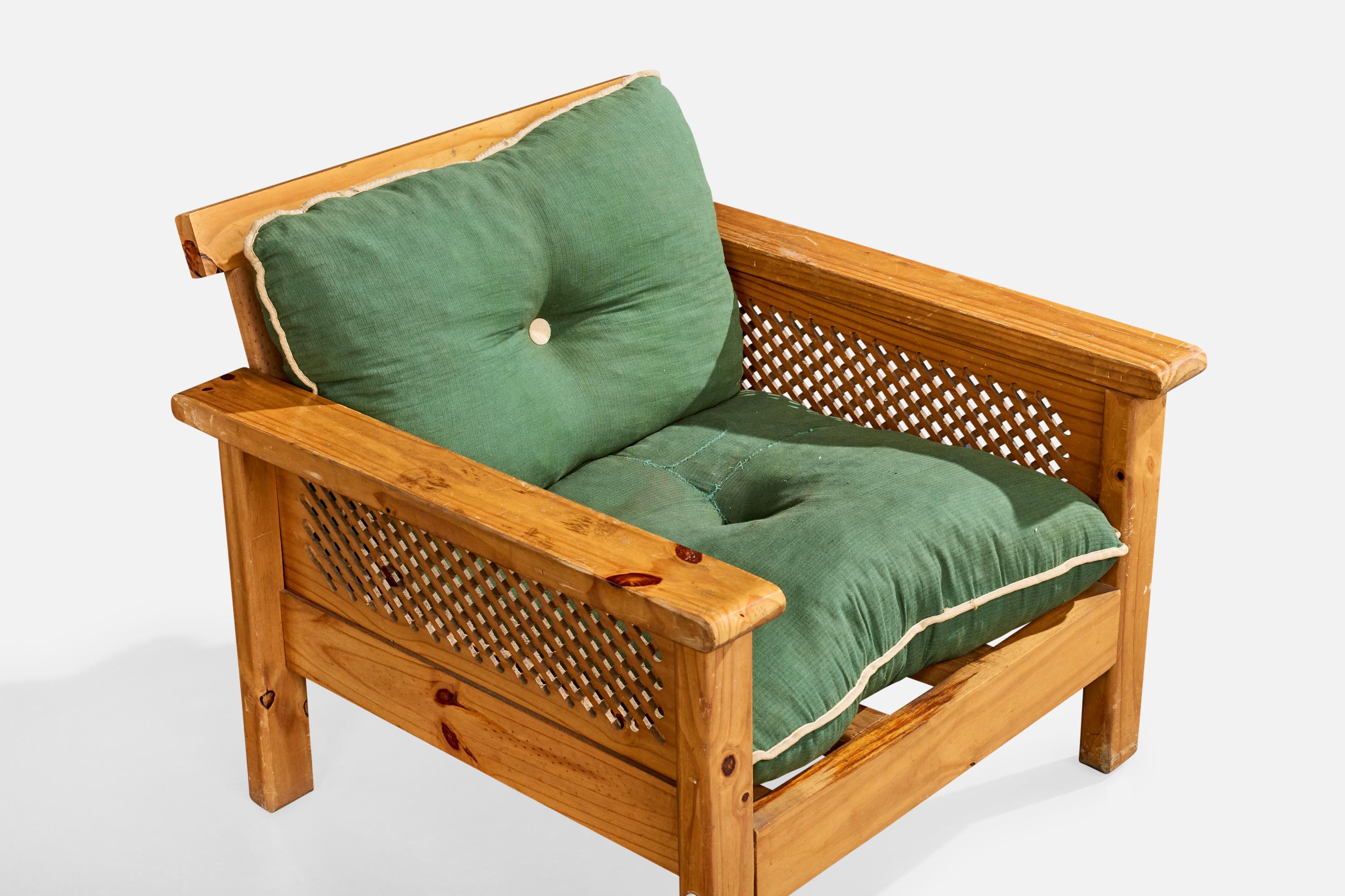 Pin Designer brésilien, chaises longues, pin de Paraná, tissu, Brésil, années 1960 en vente