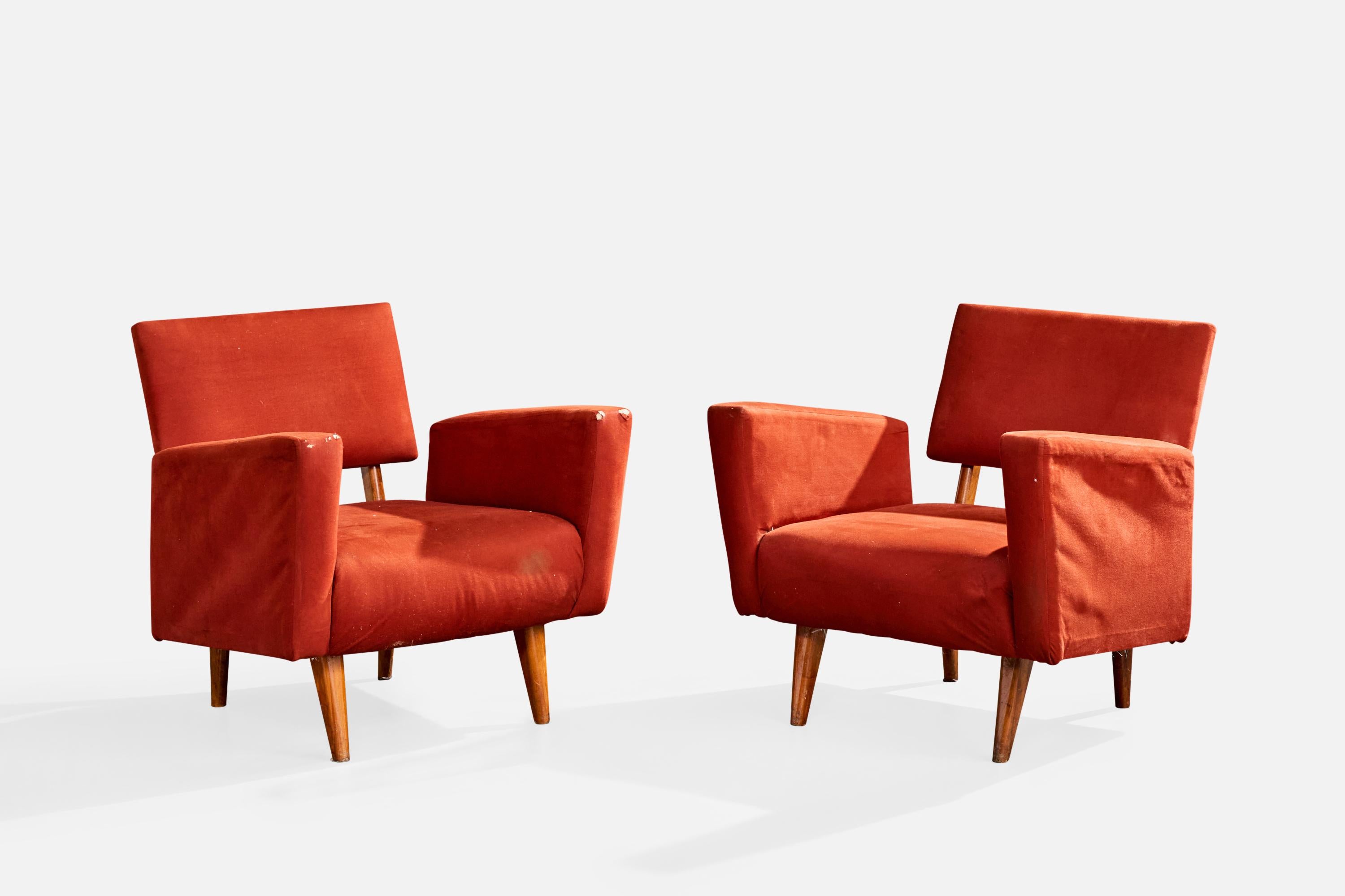 Mid-Century moderno Designer brasiliano, Sedie da salotto, Wood, Fabrice, Brasile, anni '1960 in vendita