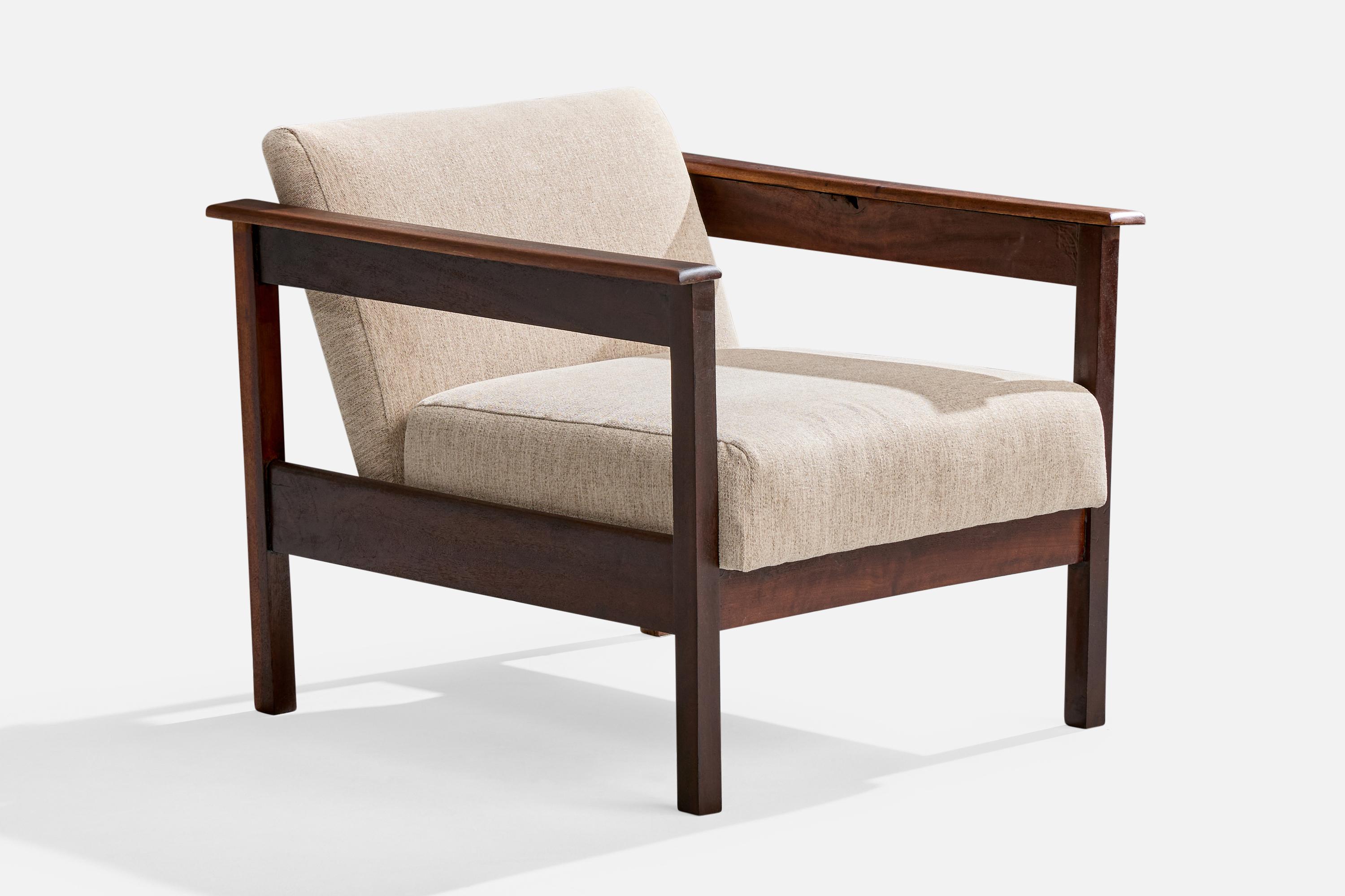 Brazilian Designer, Lounge Chairs, Wood, Fabric, Brazil, 1960s In condizioni buone in vendita a High Point, NC