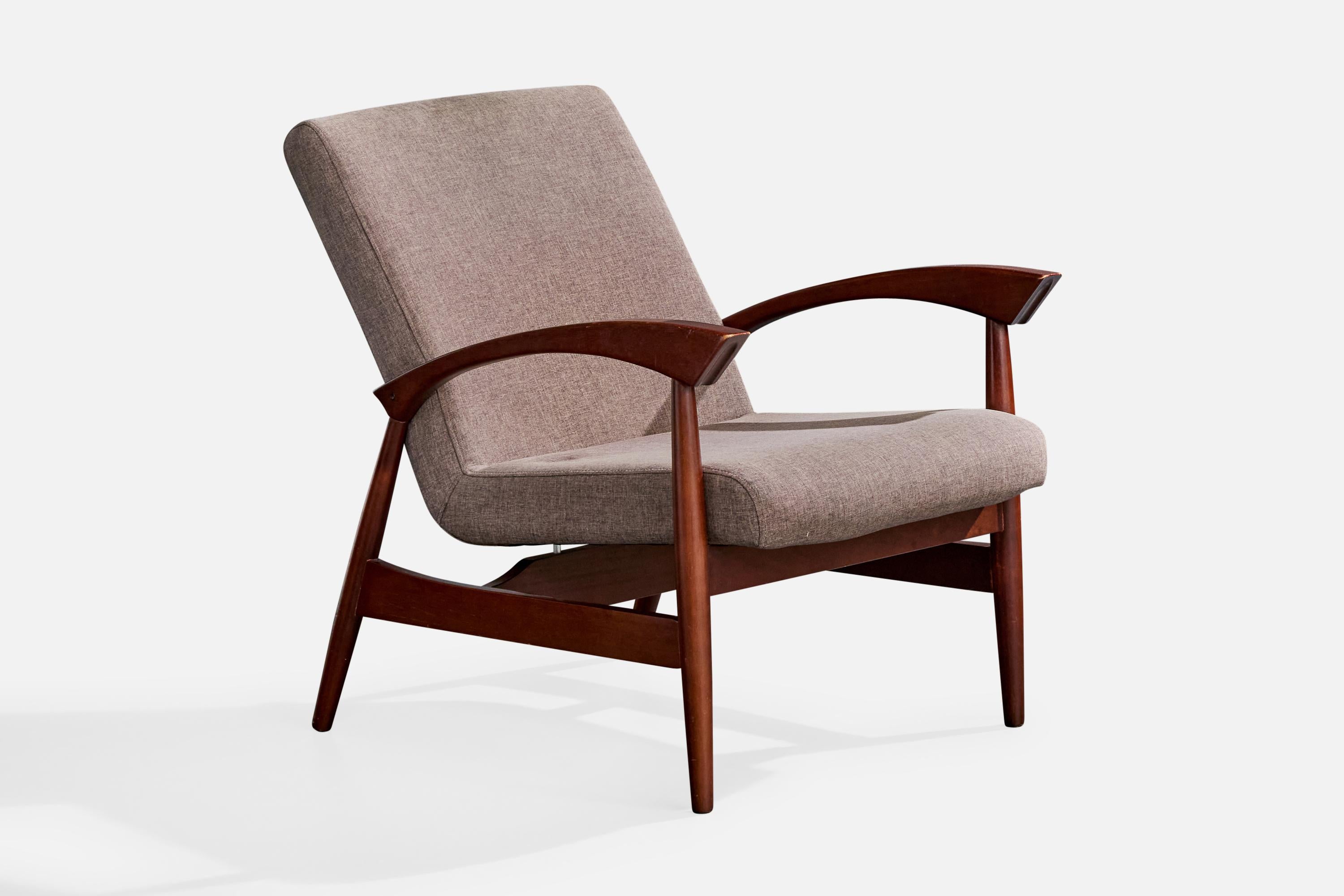 Designer brésilien, chaises longues, Wood, tissu, Brésil, années 1960 État moyen - En vente à High Point, NC