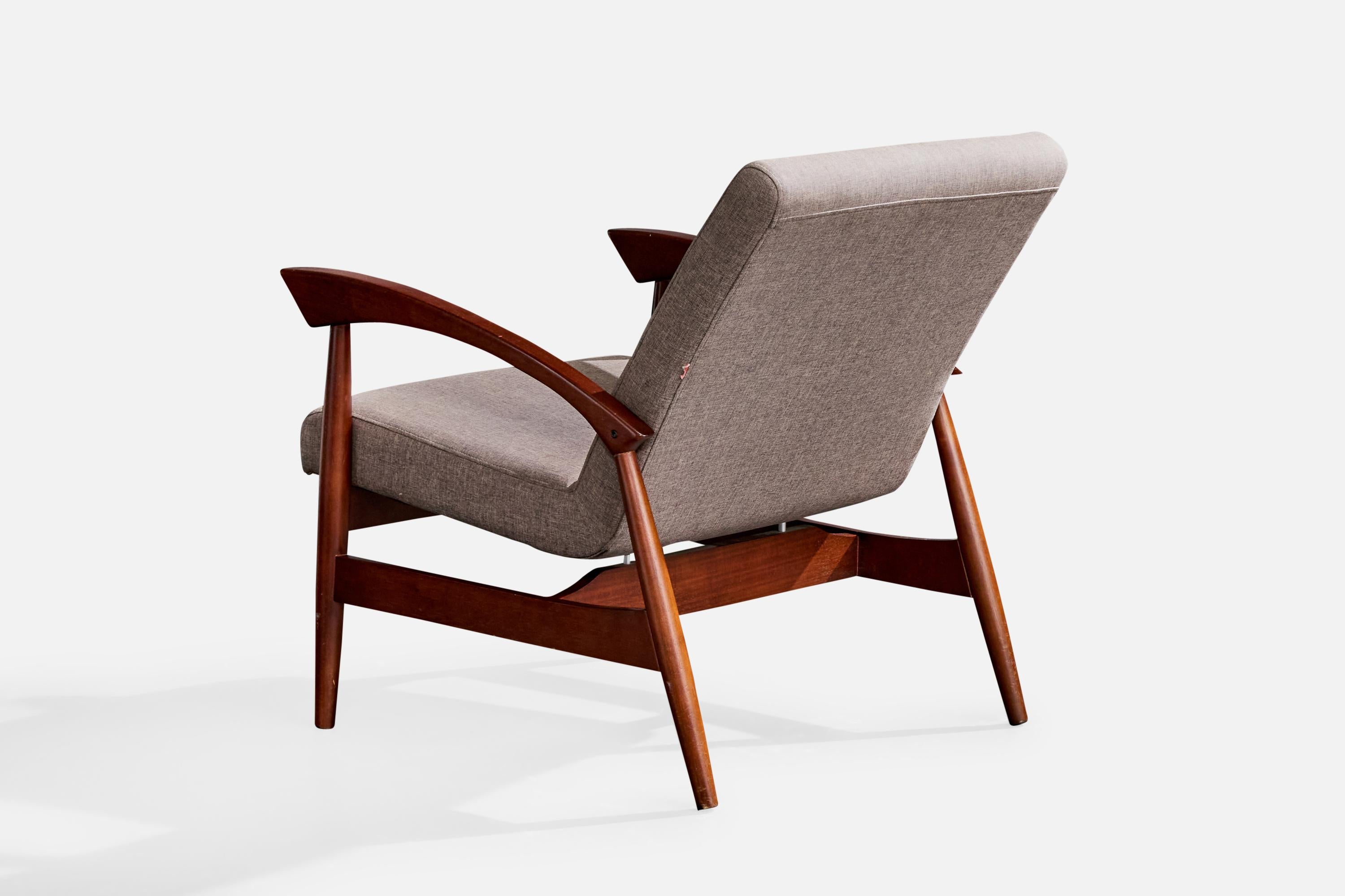 Milieu du XXe siècle Designer brésilien, chaises longues, Wood, tissu, Brésil, années 1960 en vente