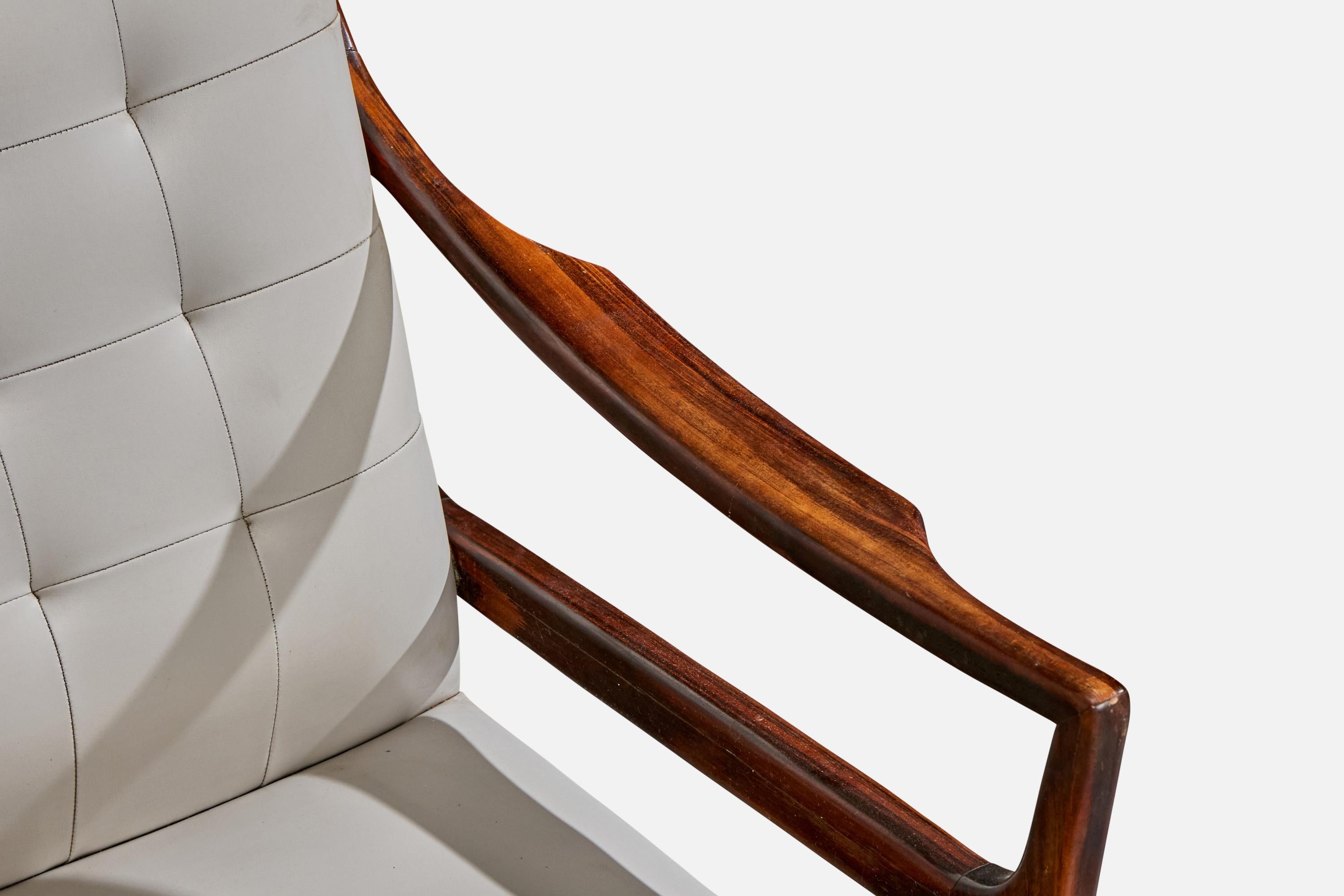 Designer brésilien, chaises longues, Wood, cuir, Brésil, années 1950 en vente 3