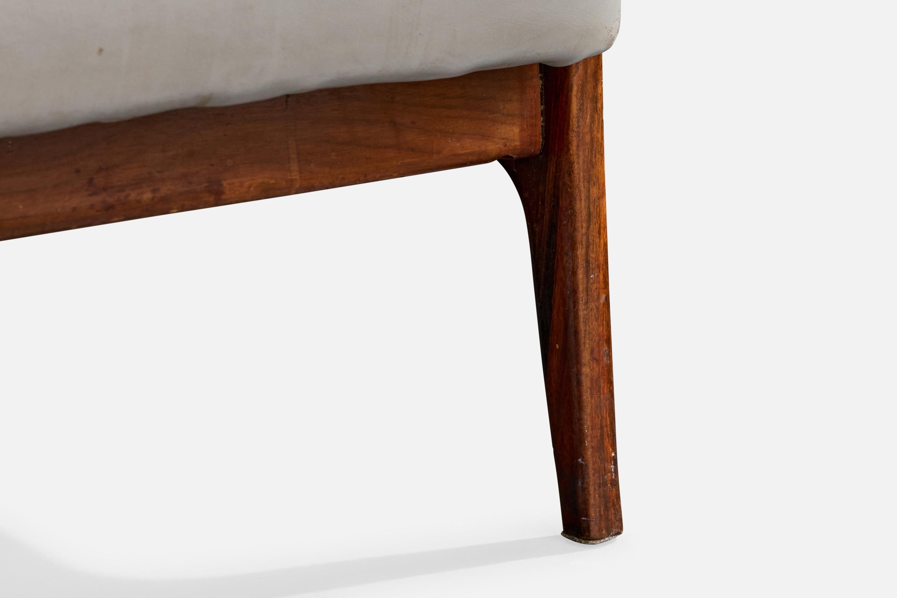 Designer brésilien, chaises longues, Wood, cuir, Brésil, années 1950 en vente 6