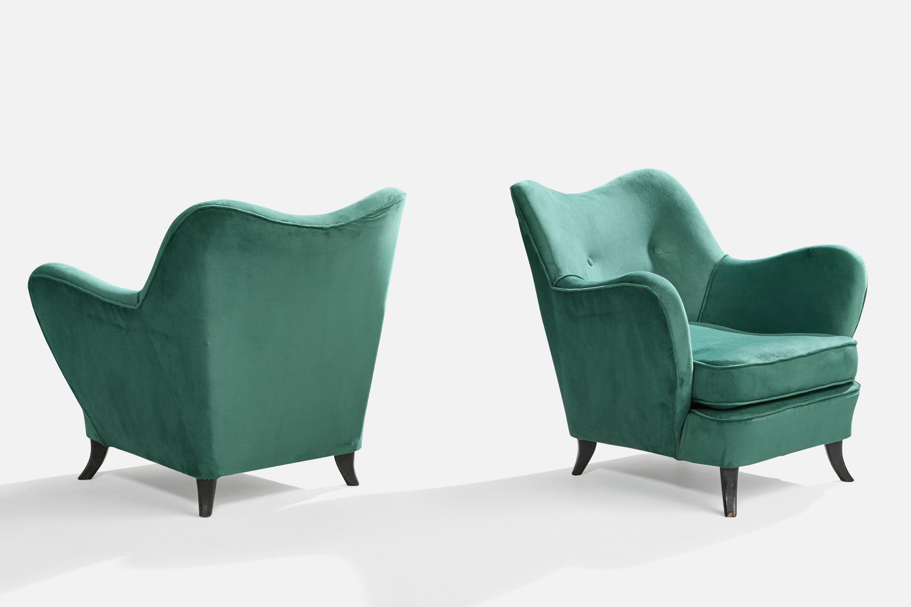 Brazilian Designer, Lounge Chairs, Wood, Velvet, Brazil, 1950s In Good Condition For Sale In High Point, NC