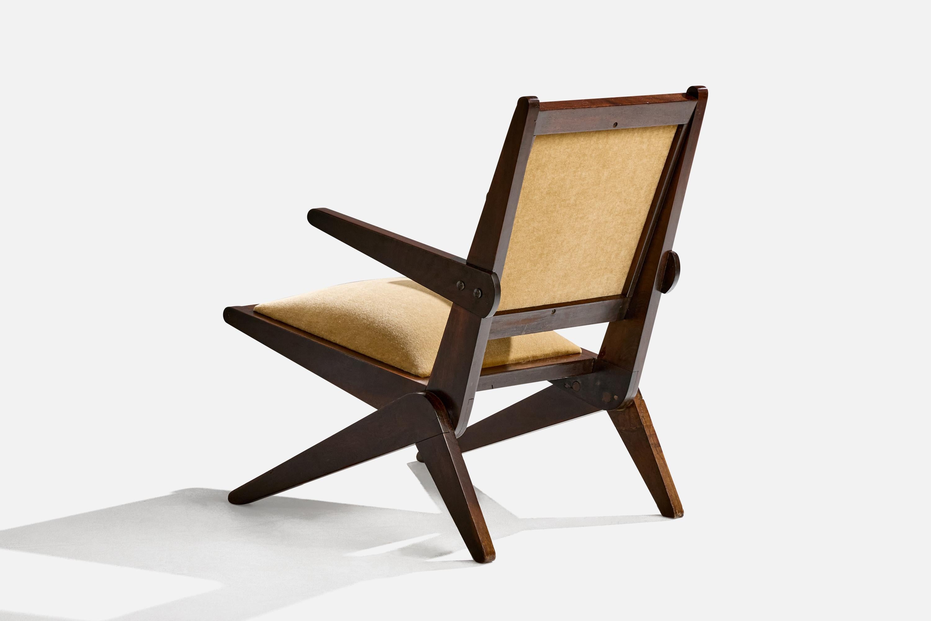 Brasilianische Designerin, Loungesessel, Holz, Samt, Brasilien, 1950er Jahre im Angebot 1