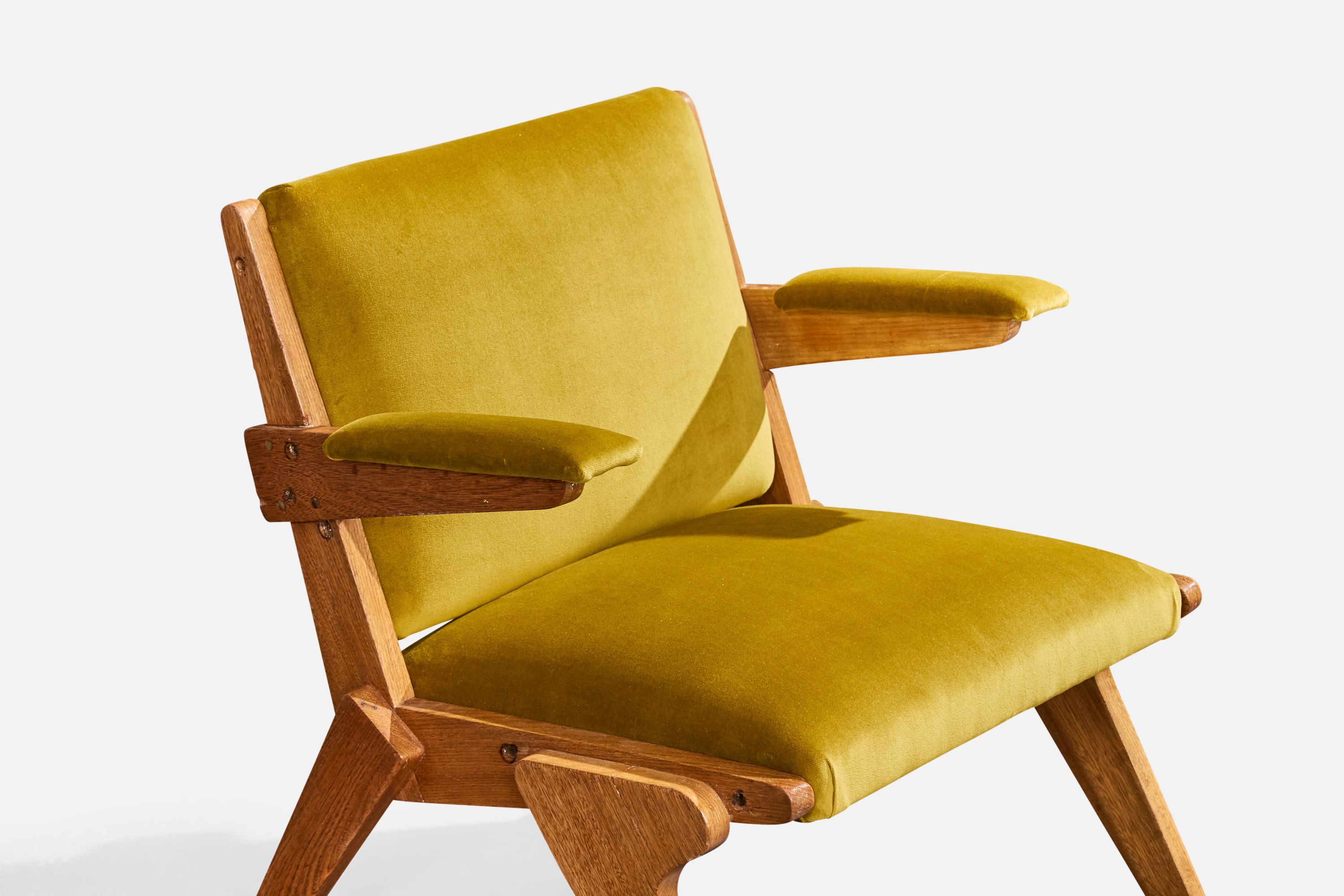 Designer brésilien, chaises longues, Wood, velours, Brésil, années 1950 en vente 1