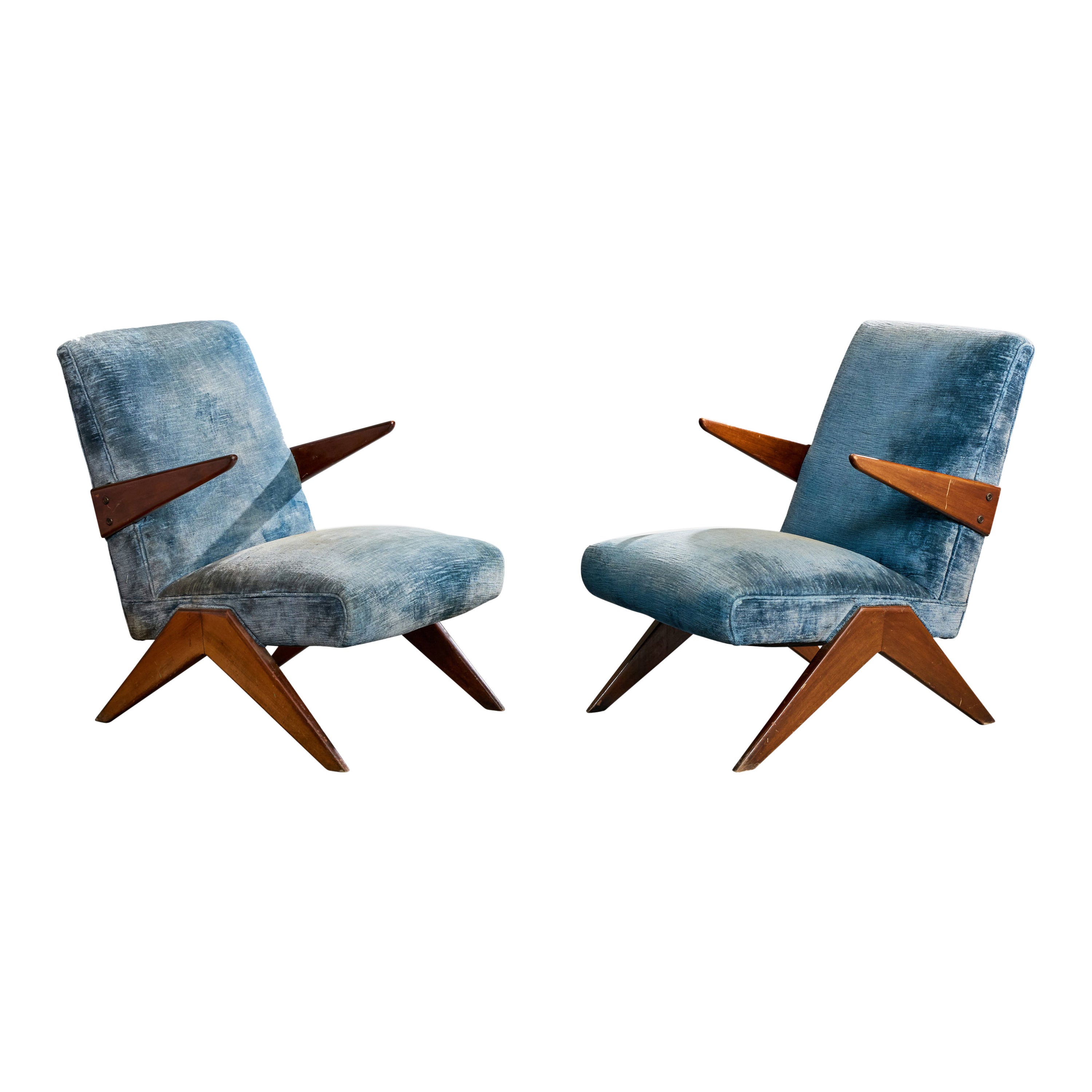 Designer brésilien, chaises longues, Wood, velours, Brésil, années 1950