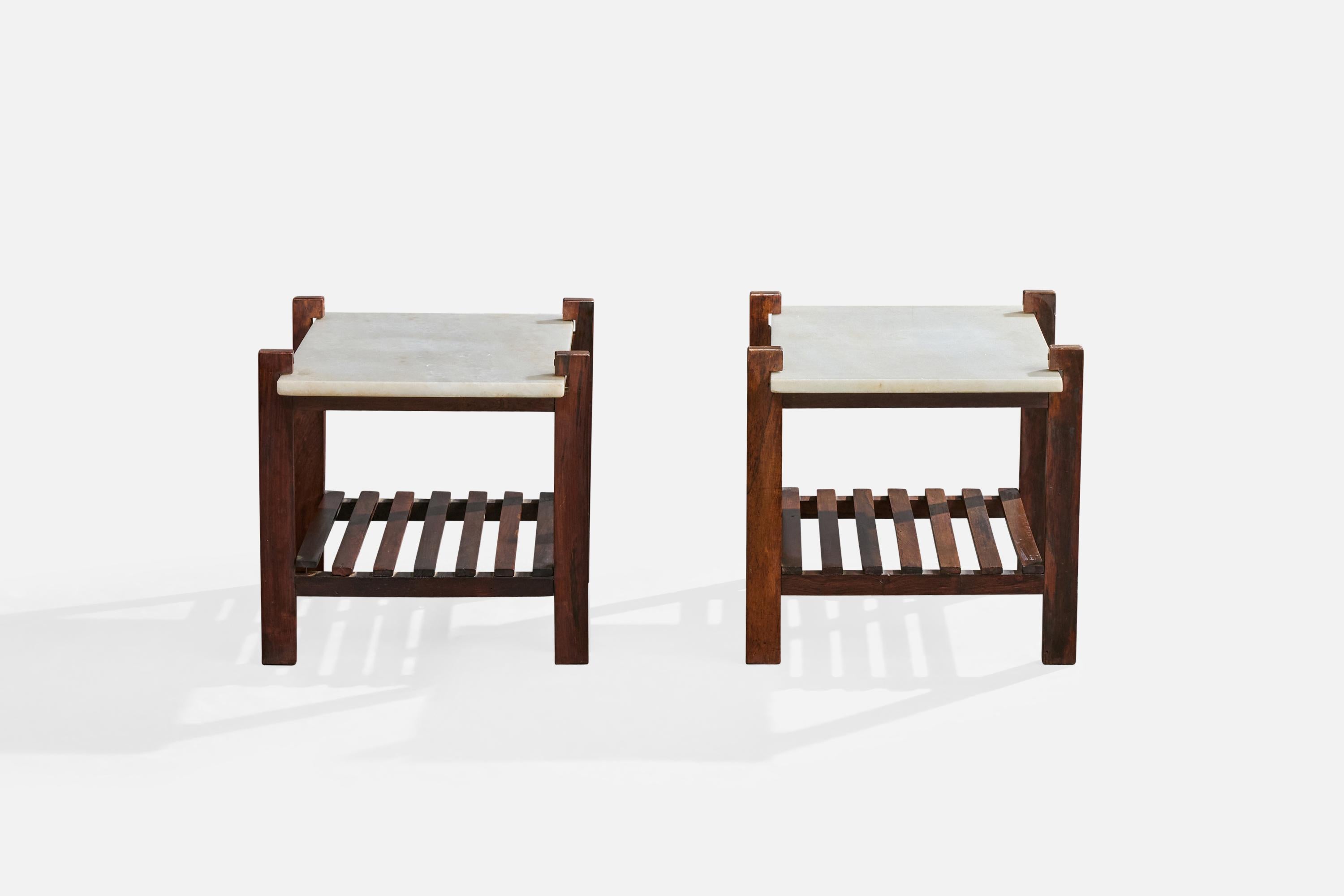 Mid-Century Modern Designer brésilien, tables d'appoint, bois, marbre, Brésil, années 1960 en vente