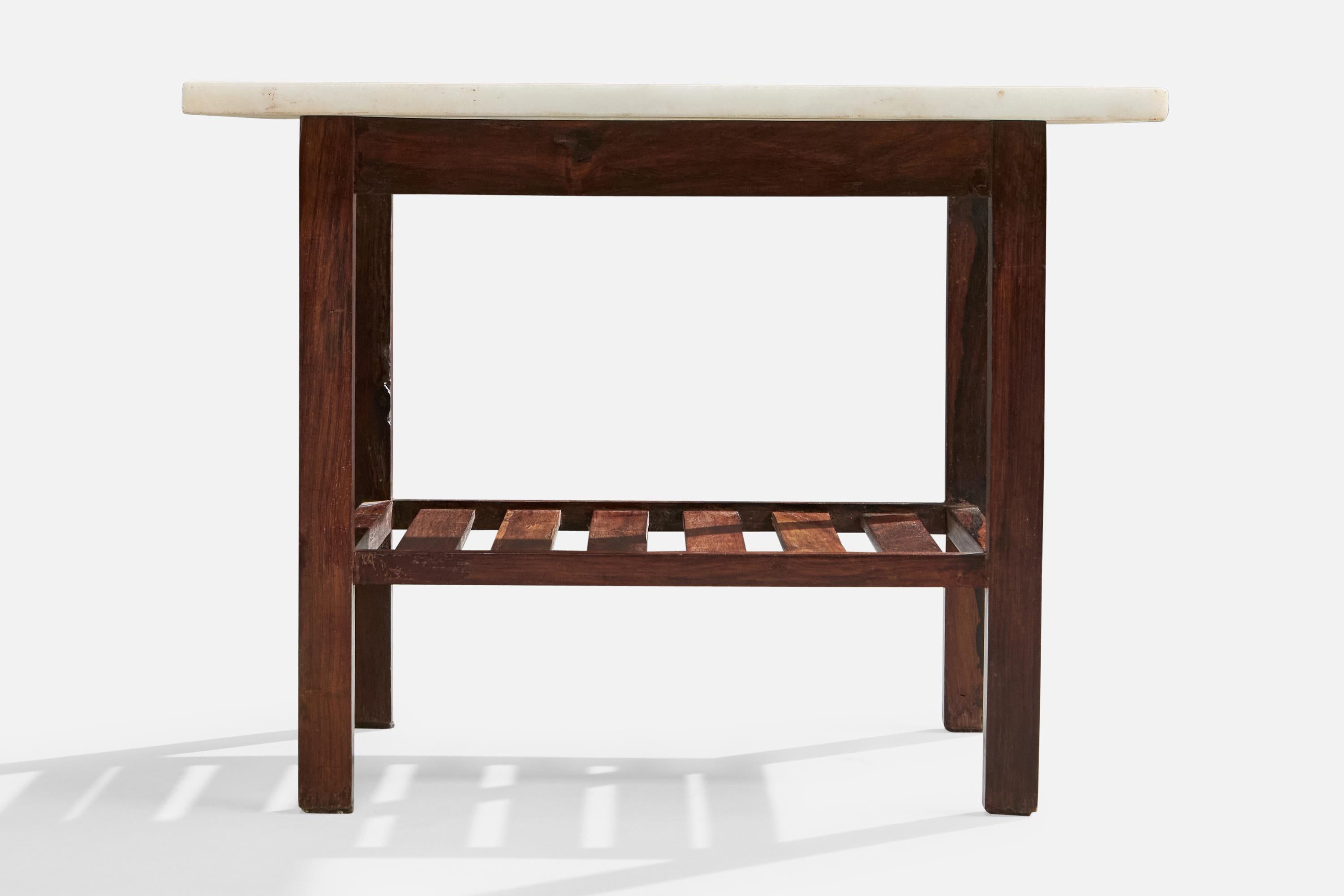 Milieu du XXe siècle Designer brésilien, tables d'appoint, bois, marbre, Brésil, années 1960 en vente
