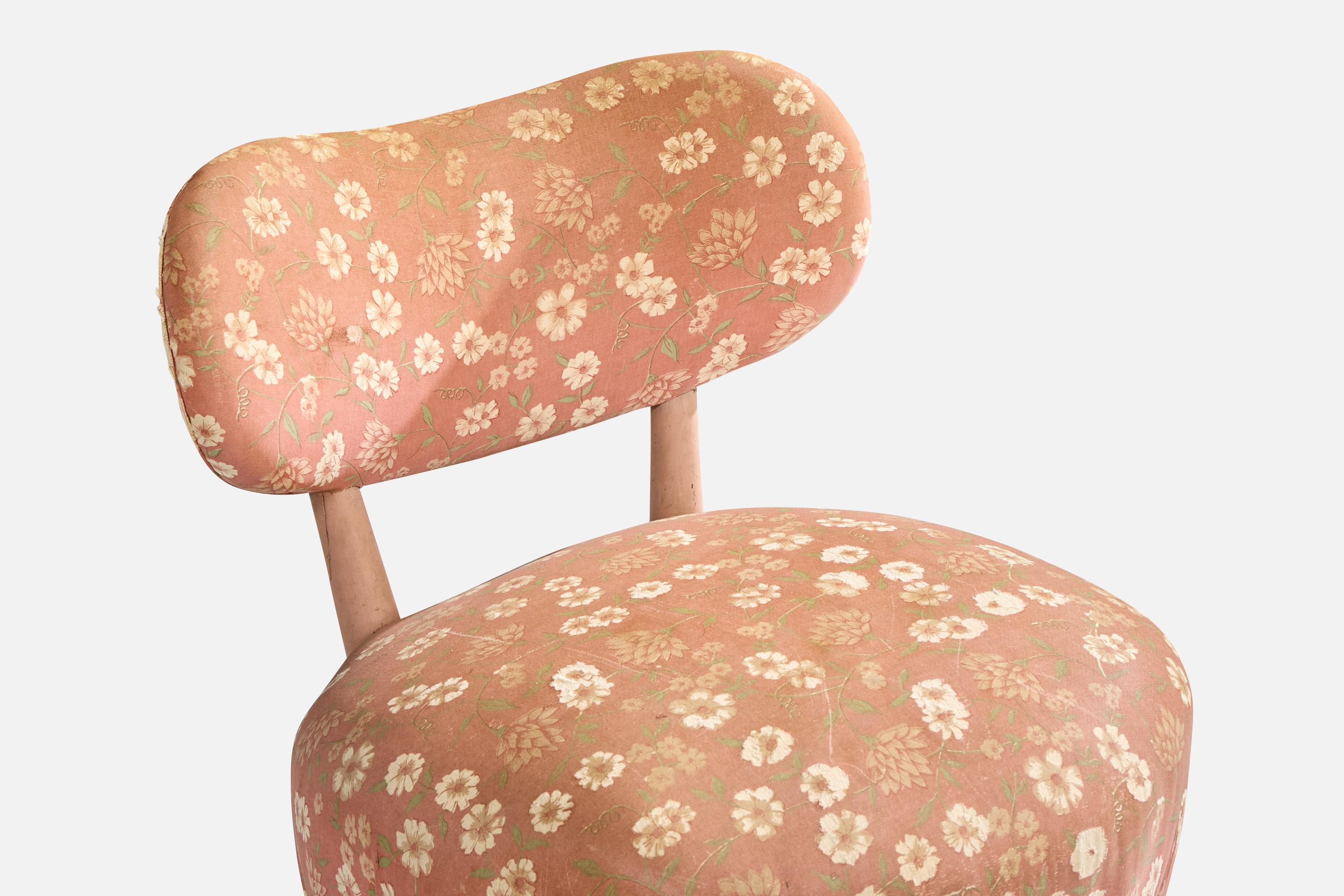 Brazilian Designer, Slipper Chair, Wood, Fabric, Brazil, 1950s 2